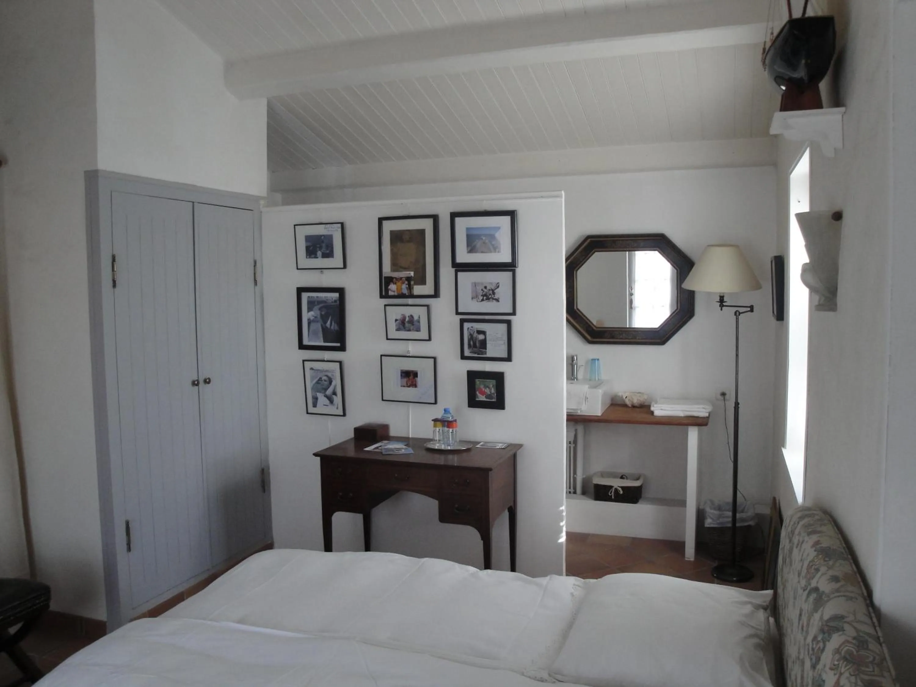 Photo of the whole room, Bed in Le Buzet Bleu Bed & Breakfast