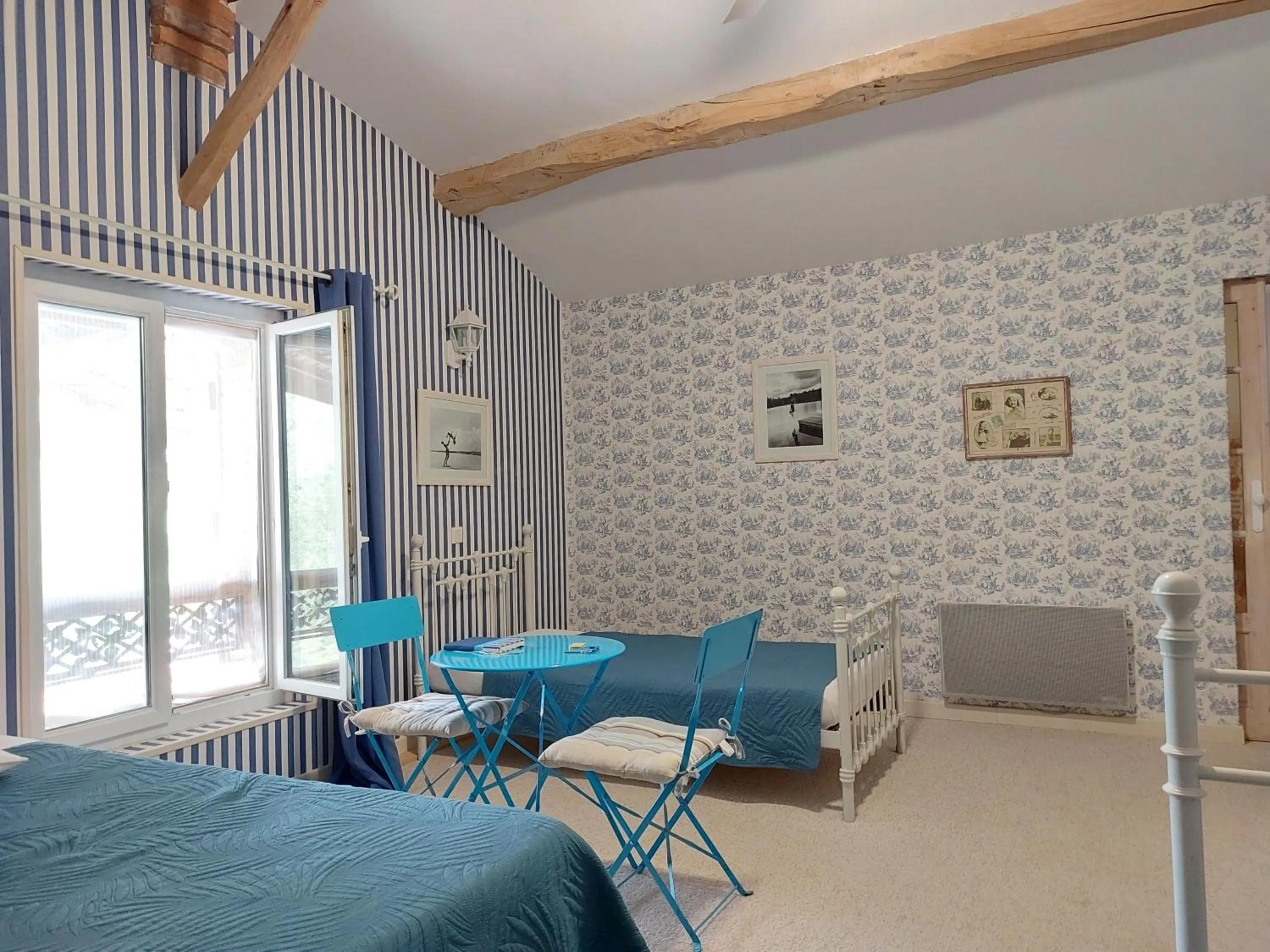 Bedroom in Le Clos de Saint Amour