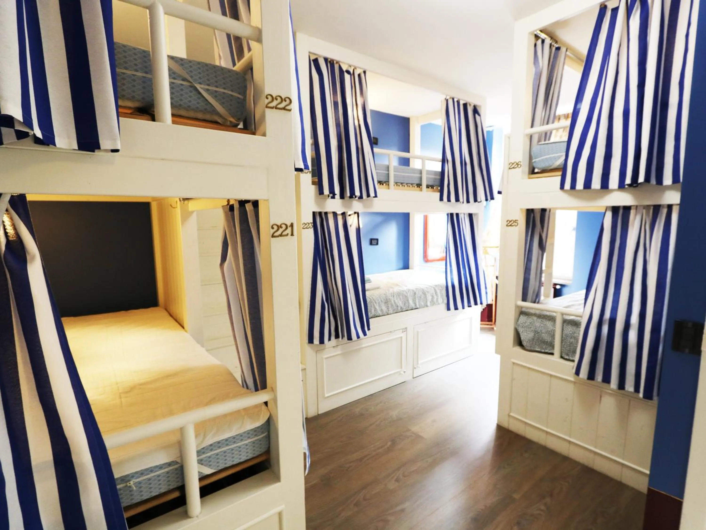 Bedroom, Bed in Grand Hostel Coconut