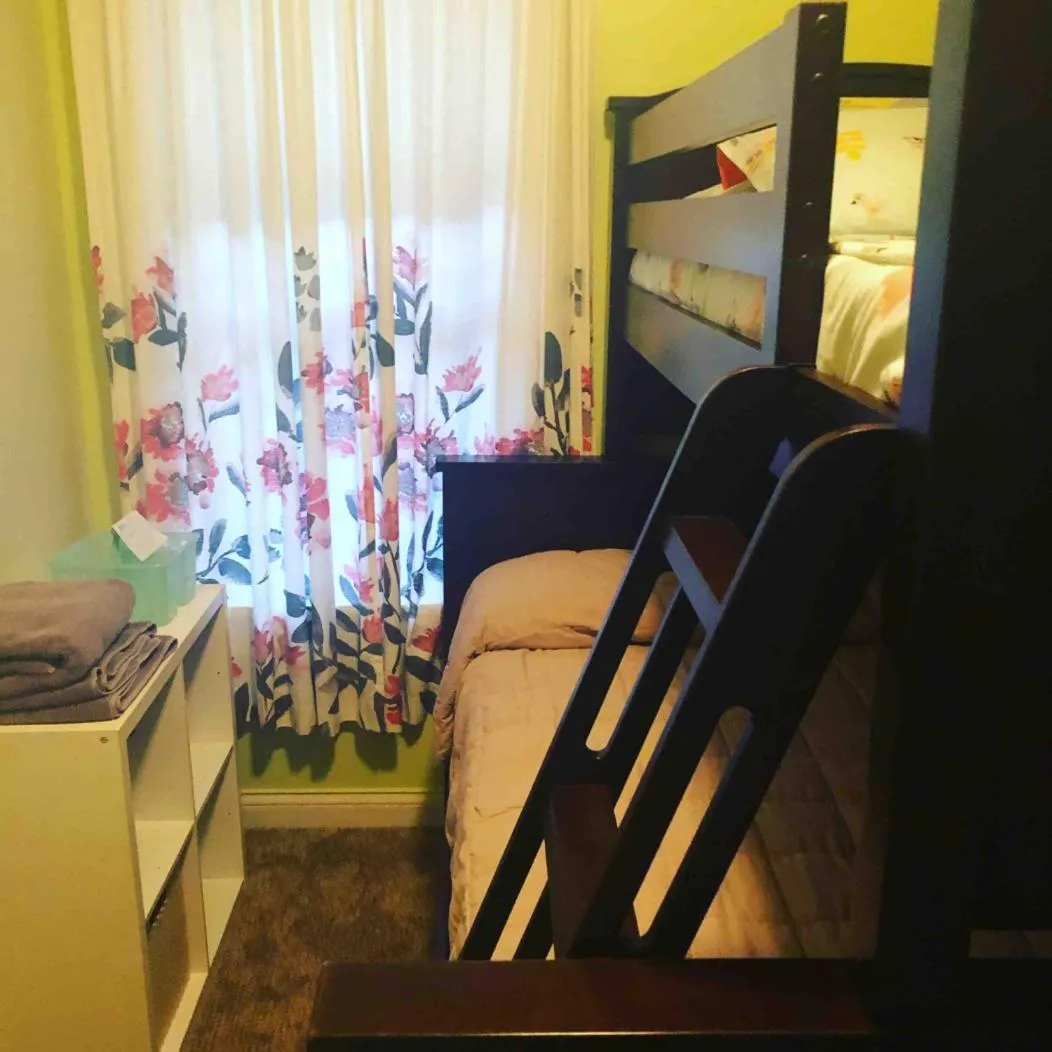 Bed in The Greenleaf House