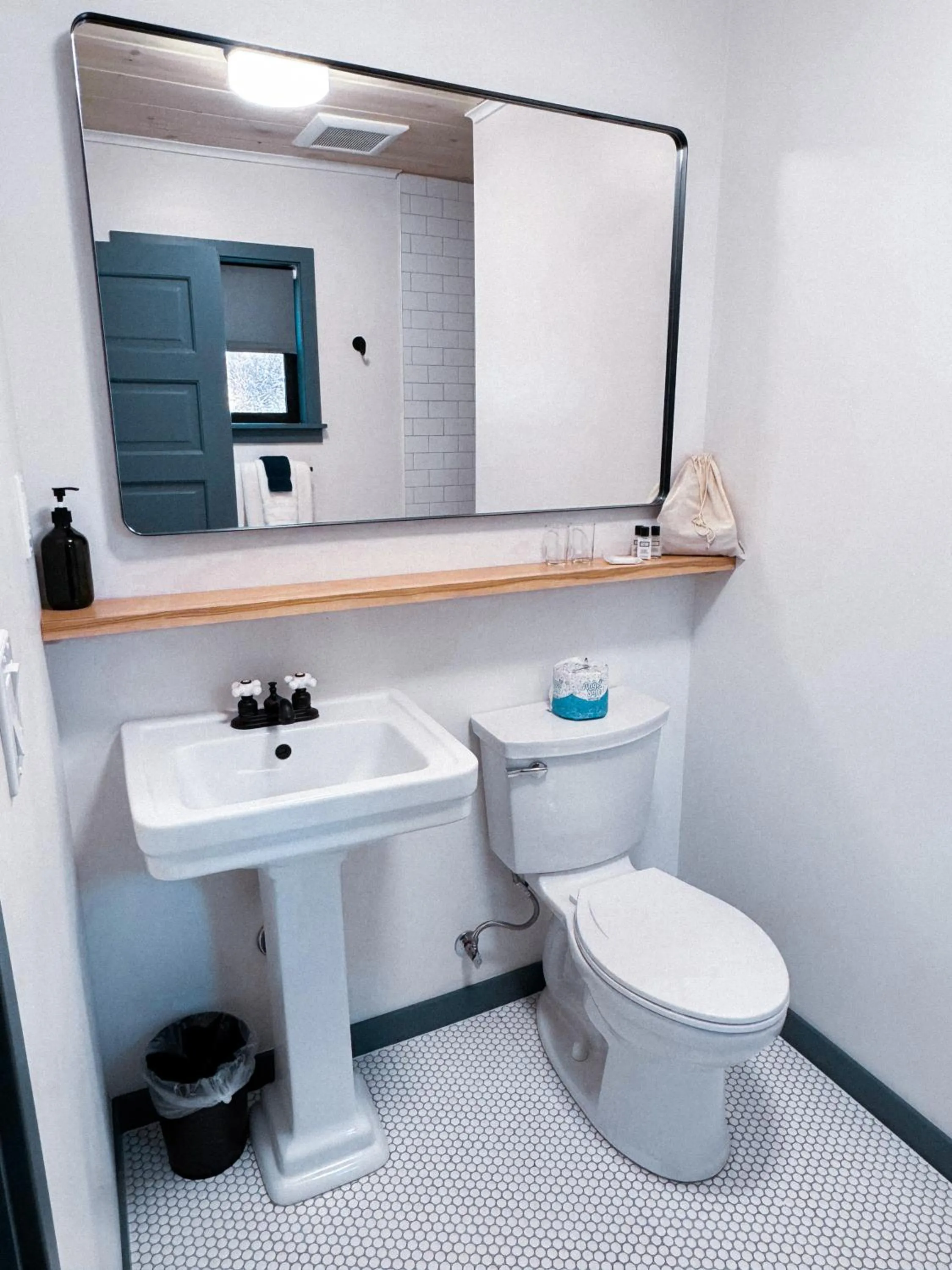 Toilet in Piety Hill Cottages