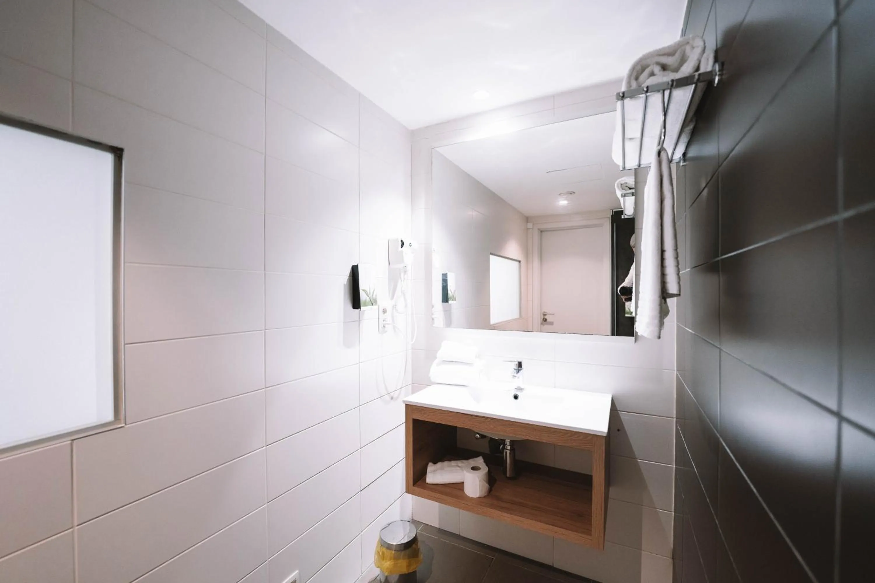 Bathroom in Utopia Hotel - Art & Nature Hotel