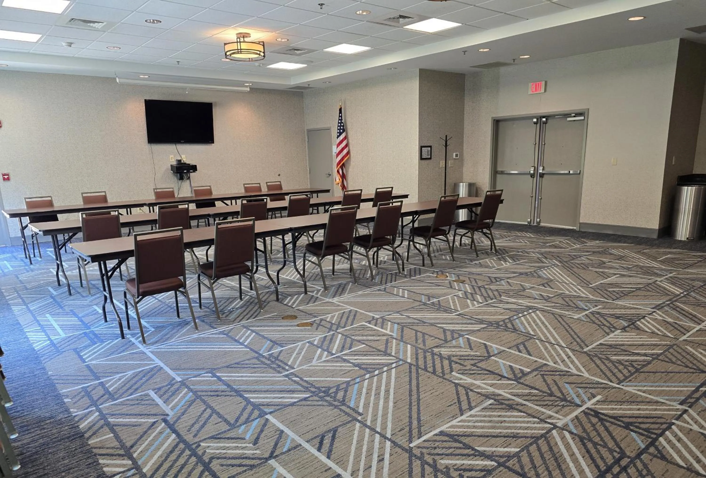 Meeting/conference room in Holiday Inn Express & Suites - Smithfield/Selma by IHG