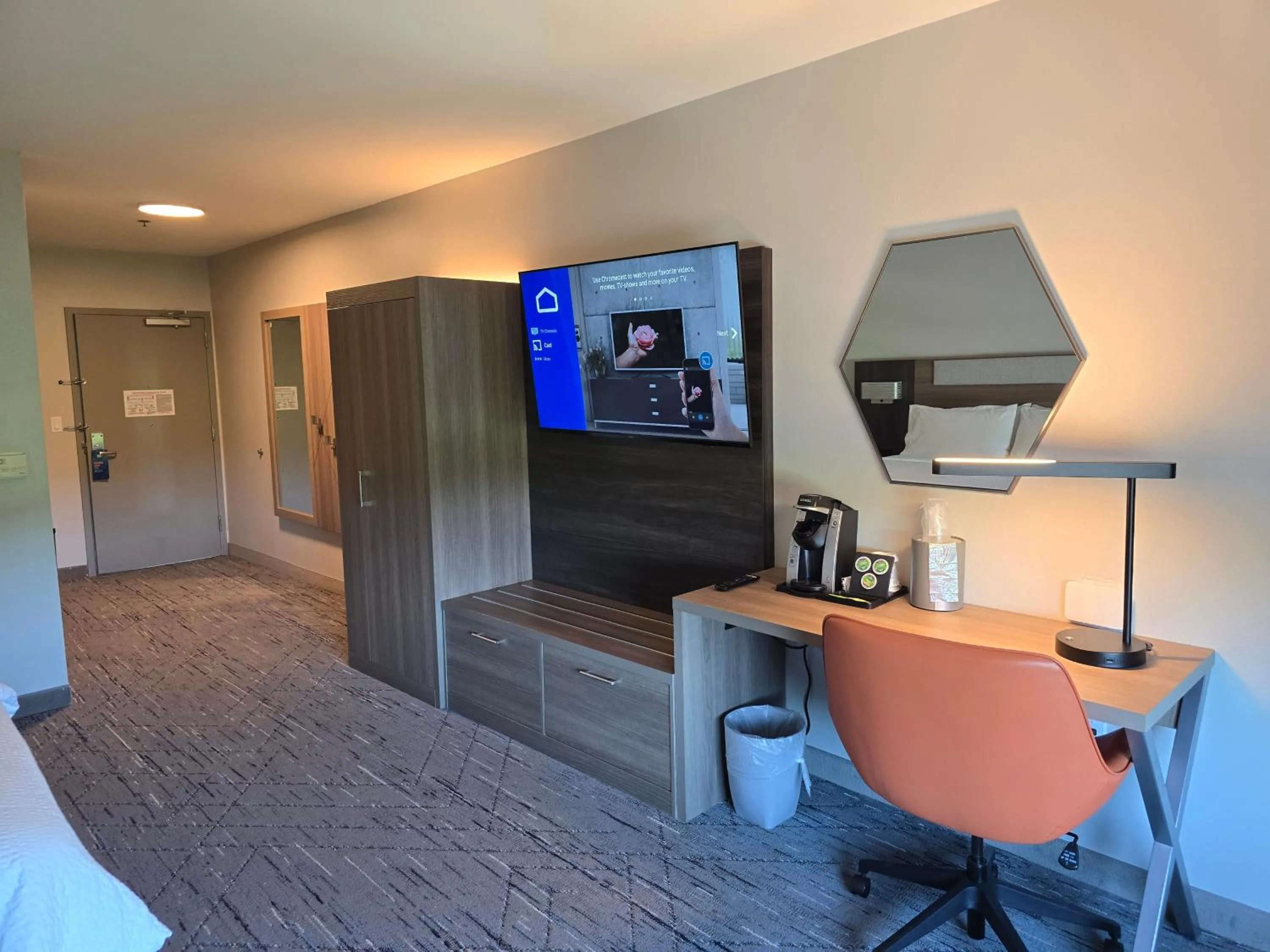 Bedroom in Holiday Inn Express & Suites - Smithfield/Selma by IHG