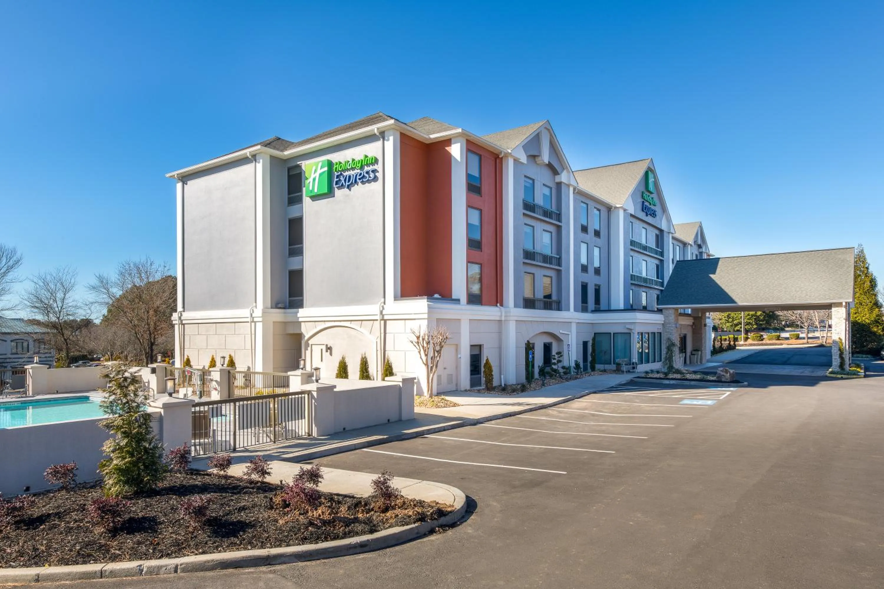 Property building in Holiday Inn Express Atlanta West - Theme Park Area by IHG
