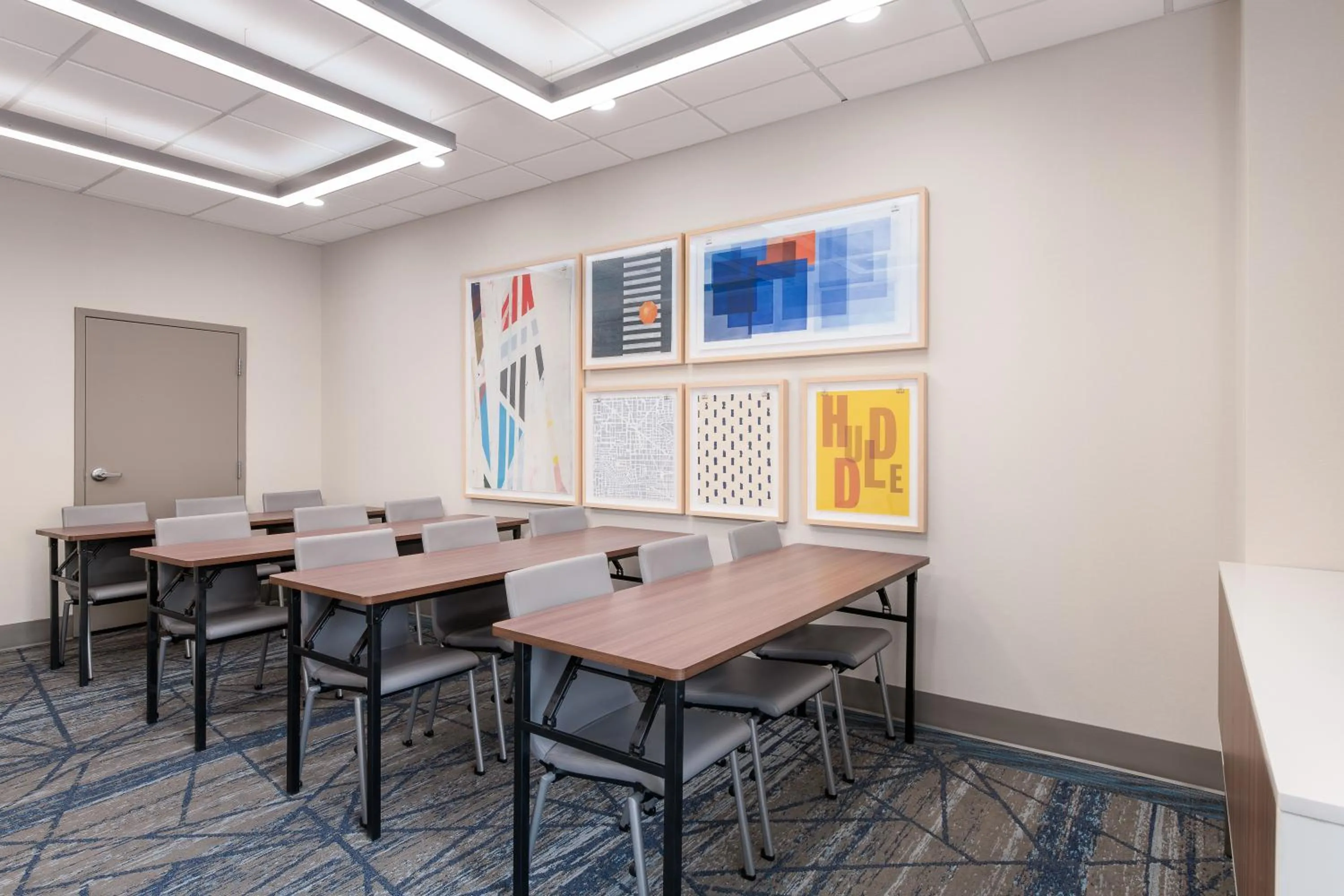 Meeting/conference room in Holiday Inn Express Atlanta West - Theme Park Area by IHG
