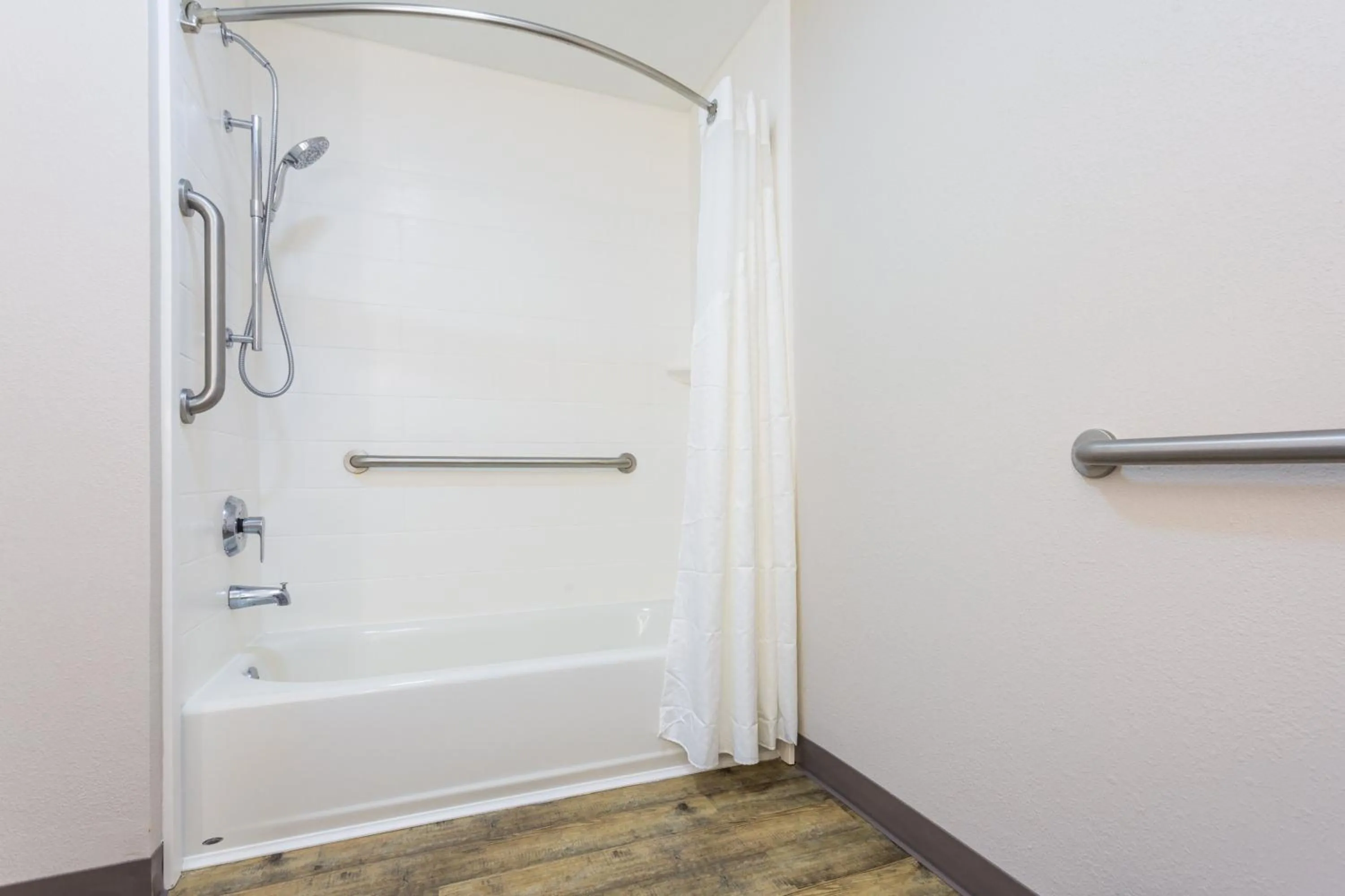 Bathroom in Holiday Inn Express - Plymouth by IHG