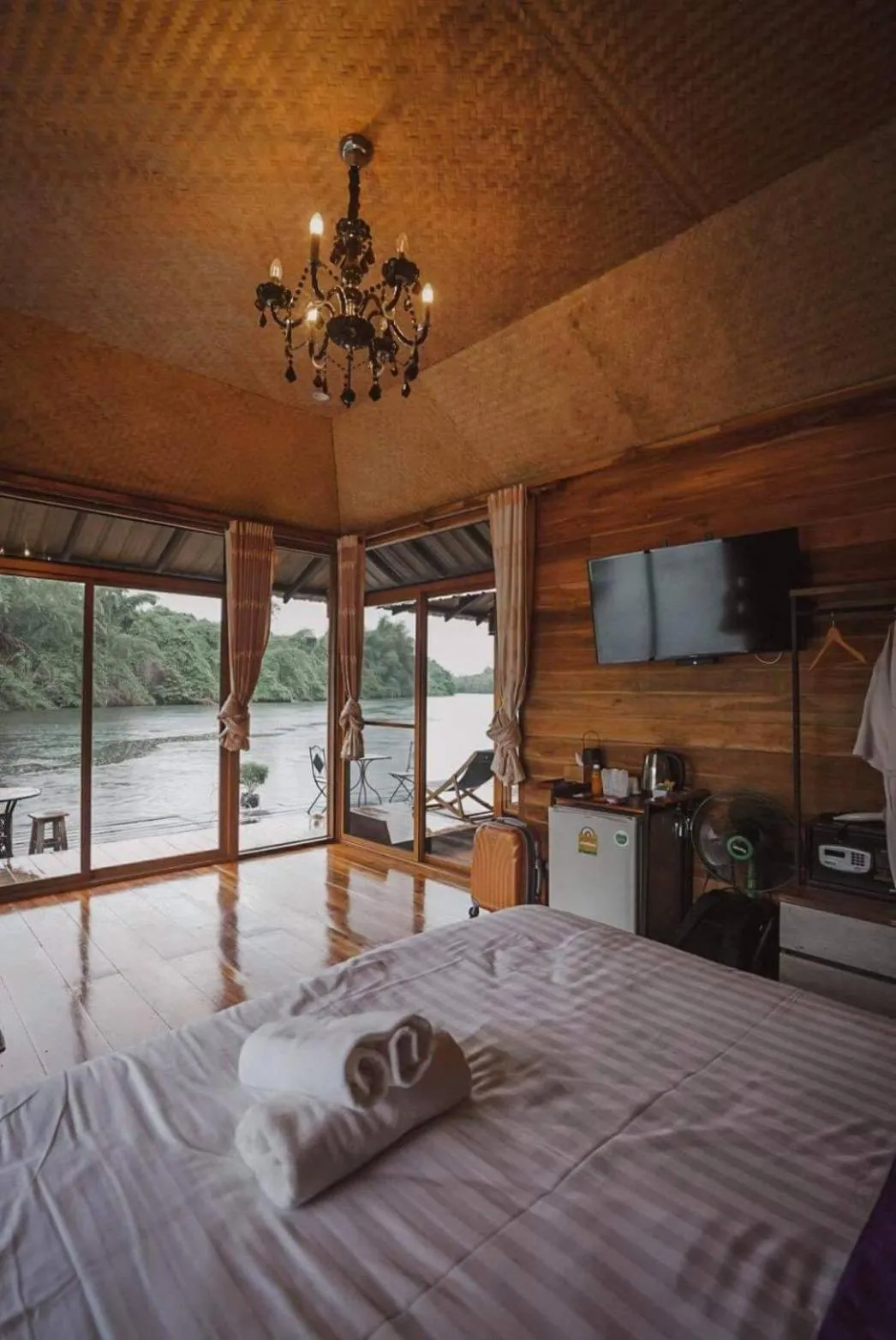 Bed in Kodaun River Kwai Resort