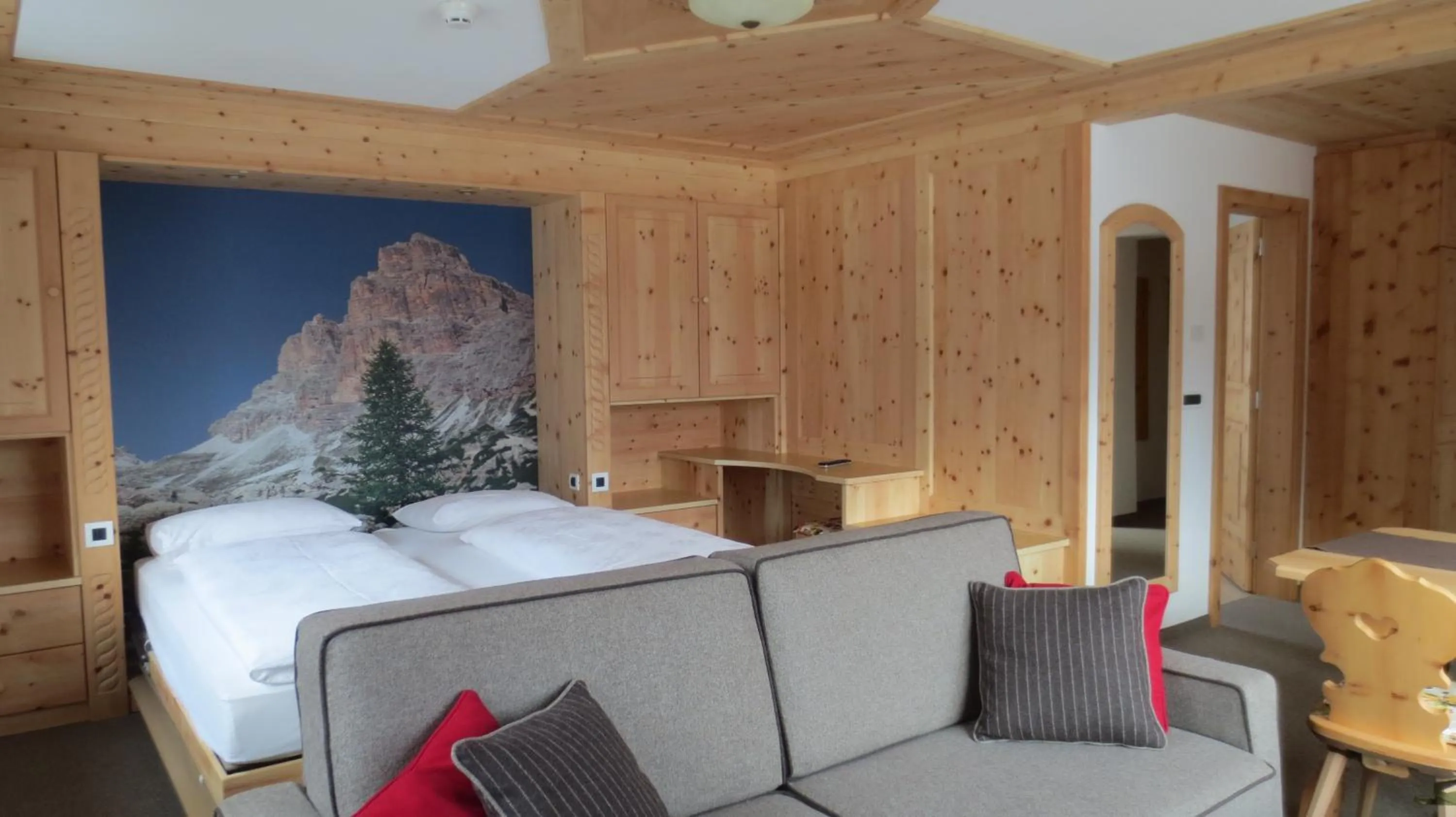 Photo of the whole room, Bed in Hotel Borest