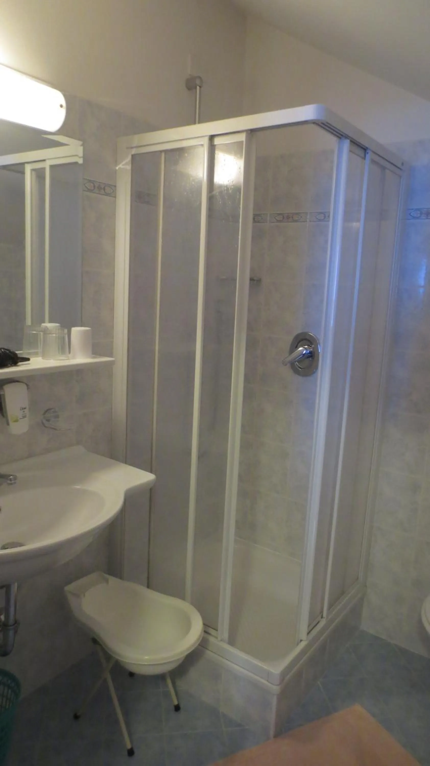 Bathroom in Hotel Borest