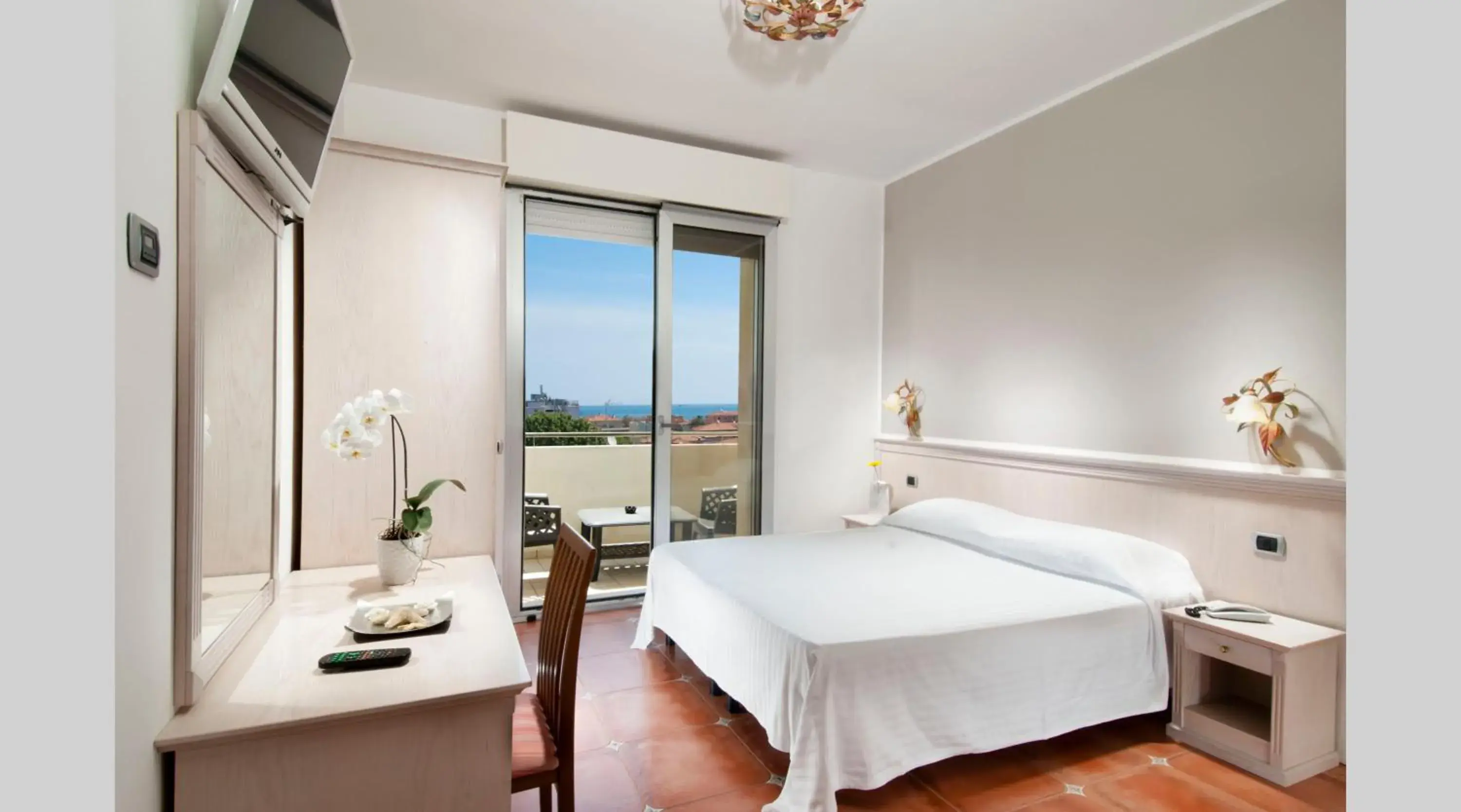 Superior Double or Twin Room in Hotel Le Querce Superior Double or Twin Room in Hotel Le Querce