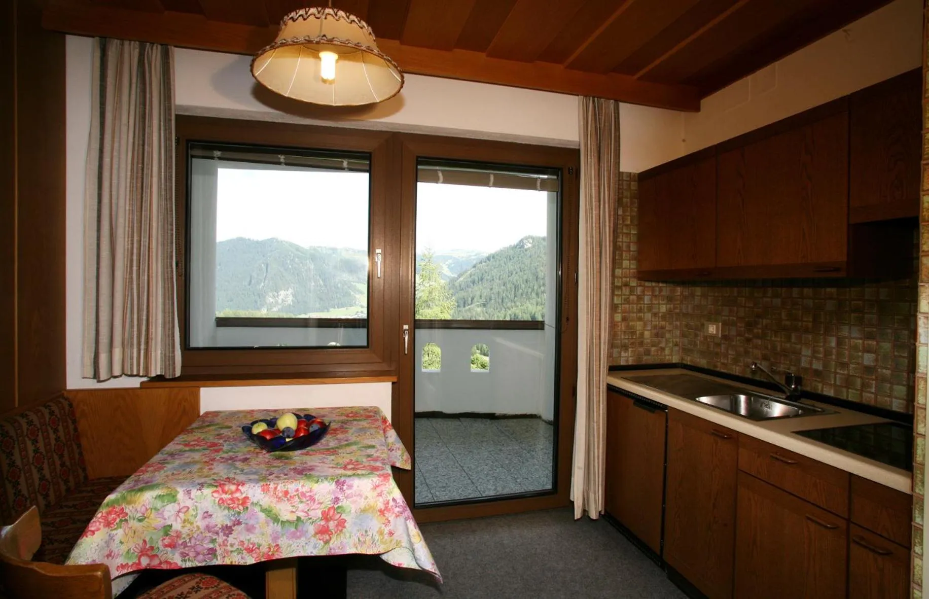 Kitchen or kitchenette, Bed in Residence Riposo