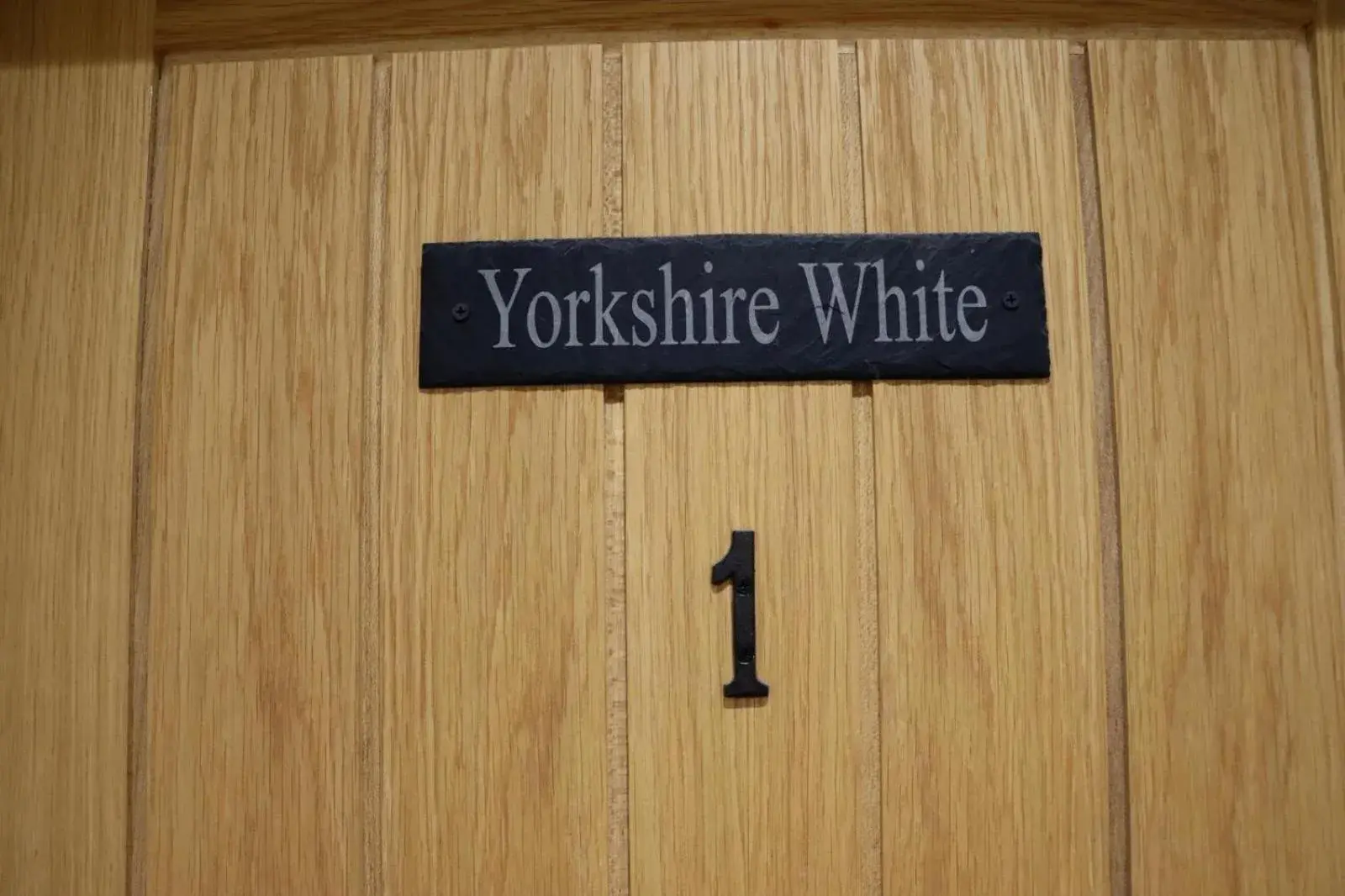 Deluxe Double Room in The Pig Inn Deluxe Double Room in The Pig Inn