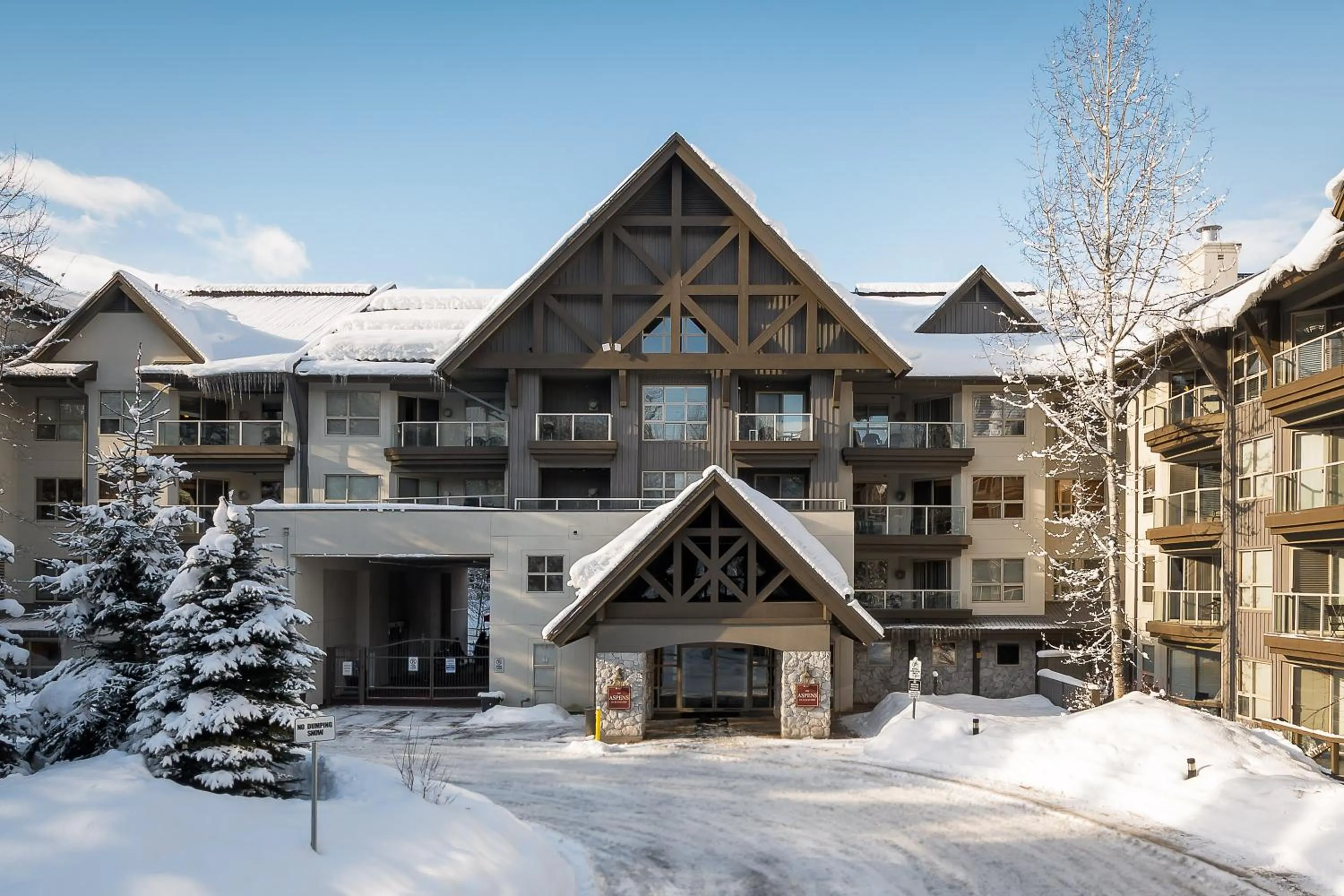 Facade/entrance in #433 The Aspens On Blackcomb