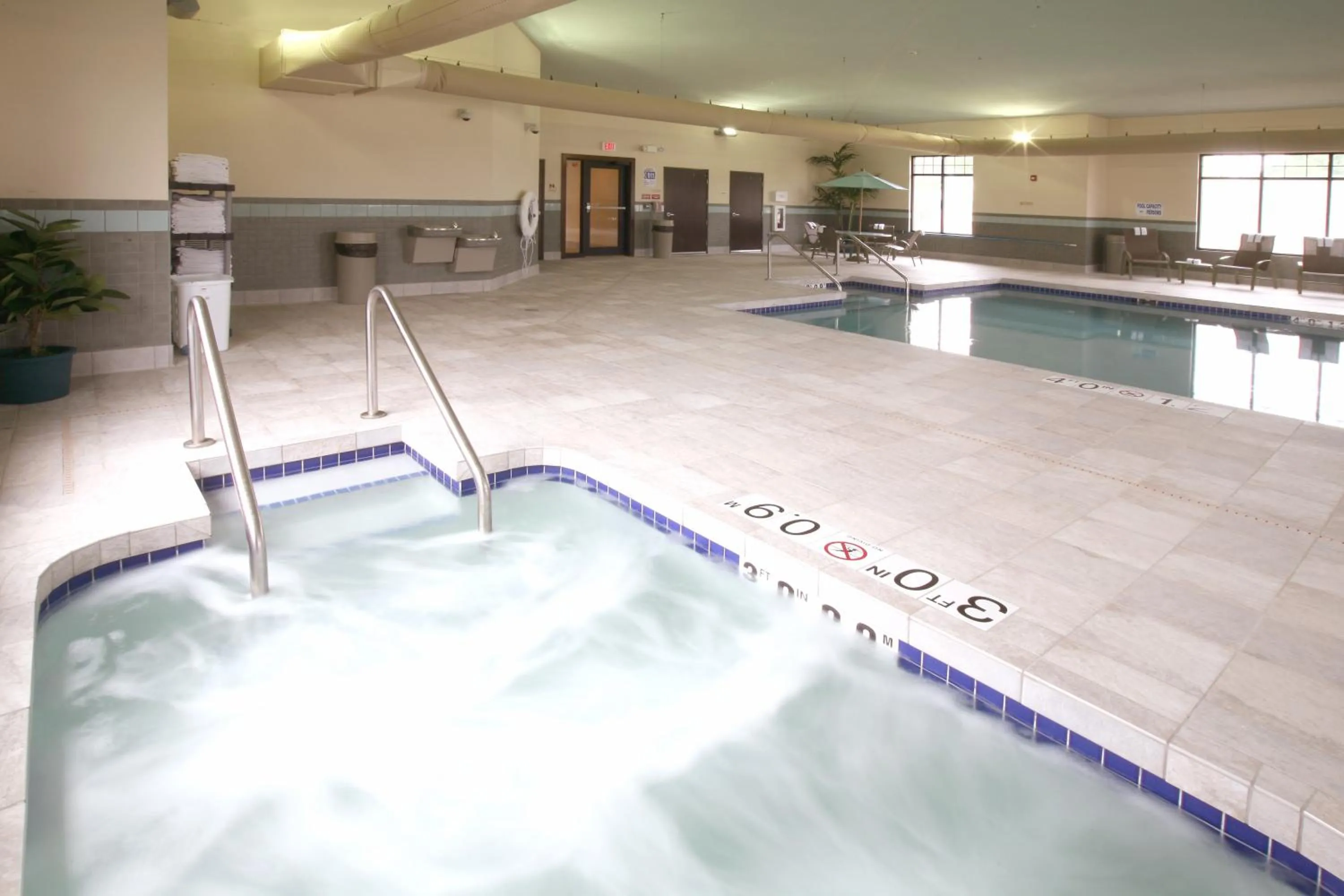 Swimming pool in Holiday Inn Express & Suites Madison-Verona by IHG