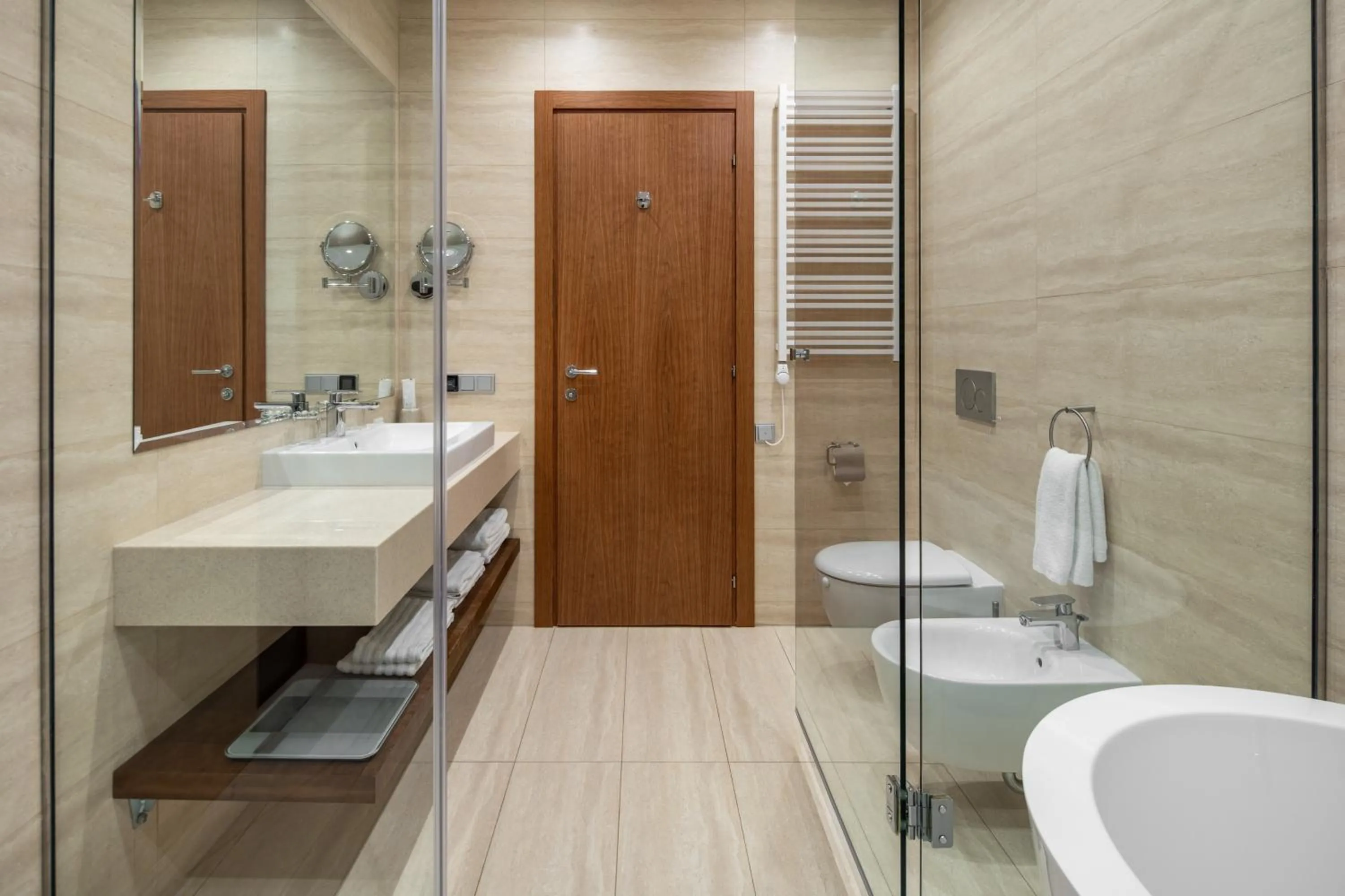 Bathroom in CITYHOTEL