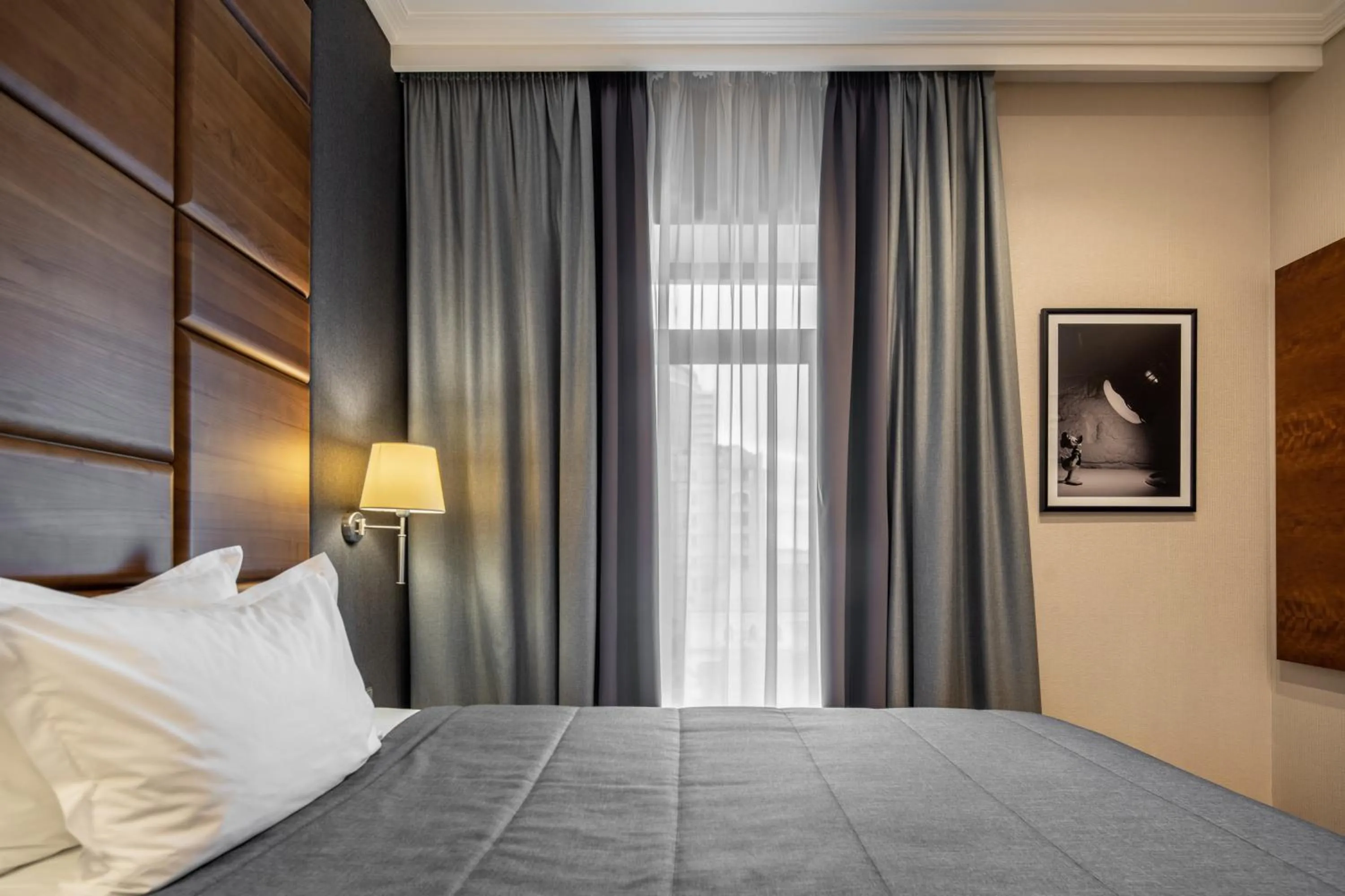 Photo of the whole room, Bed in CITYHOTEL