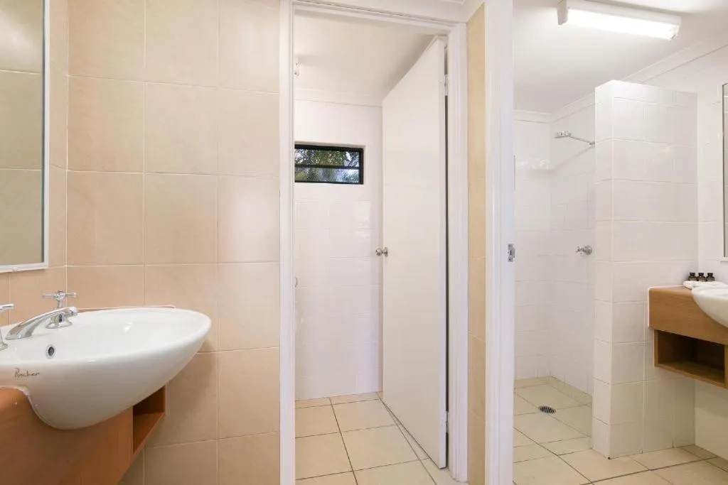 South Gladstone Motel