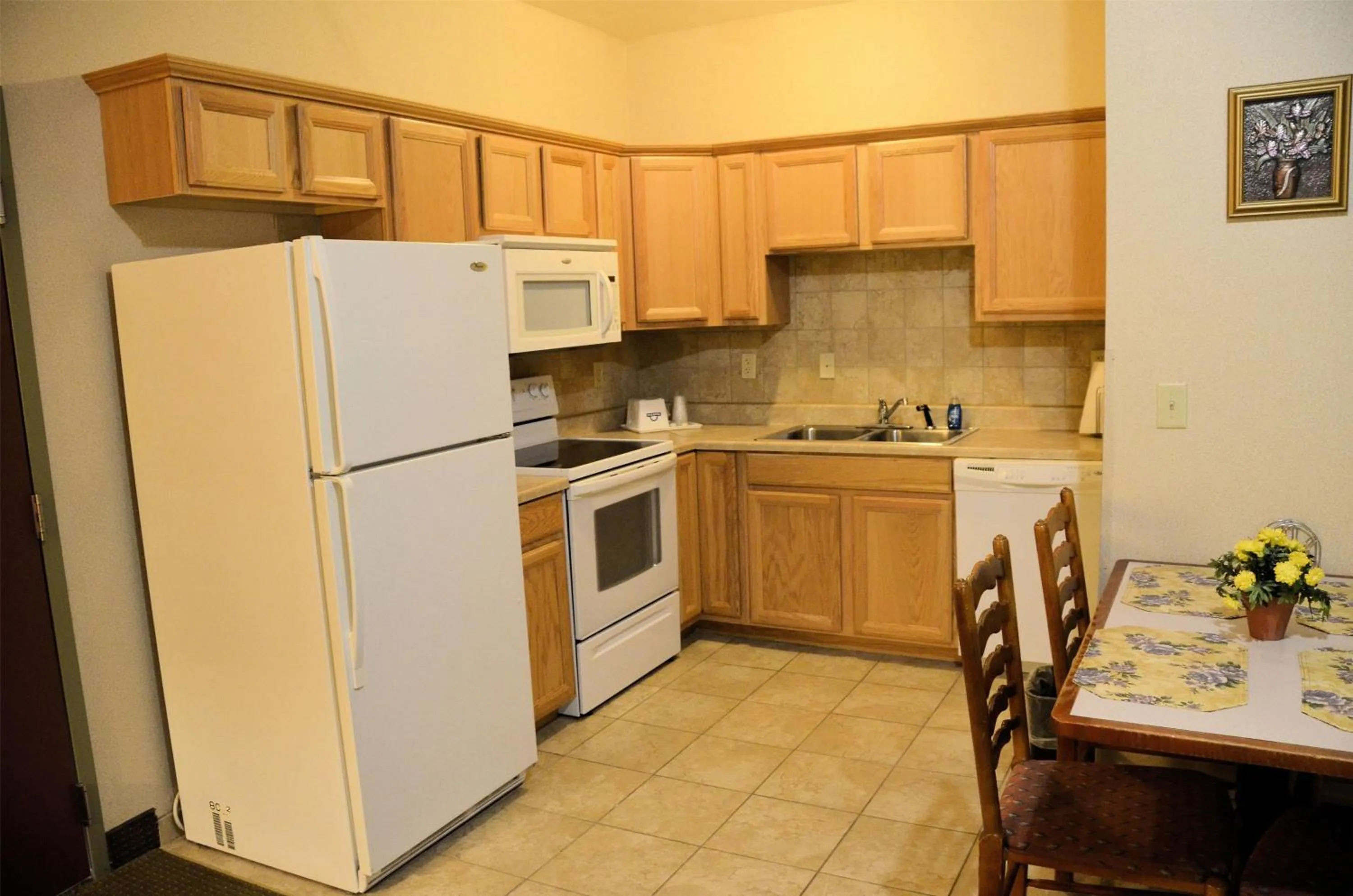 Photo of the whole room in Days Inn by Wyndham Luray Shenandoah