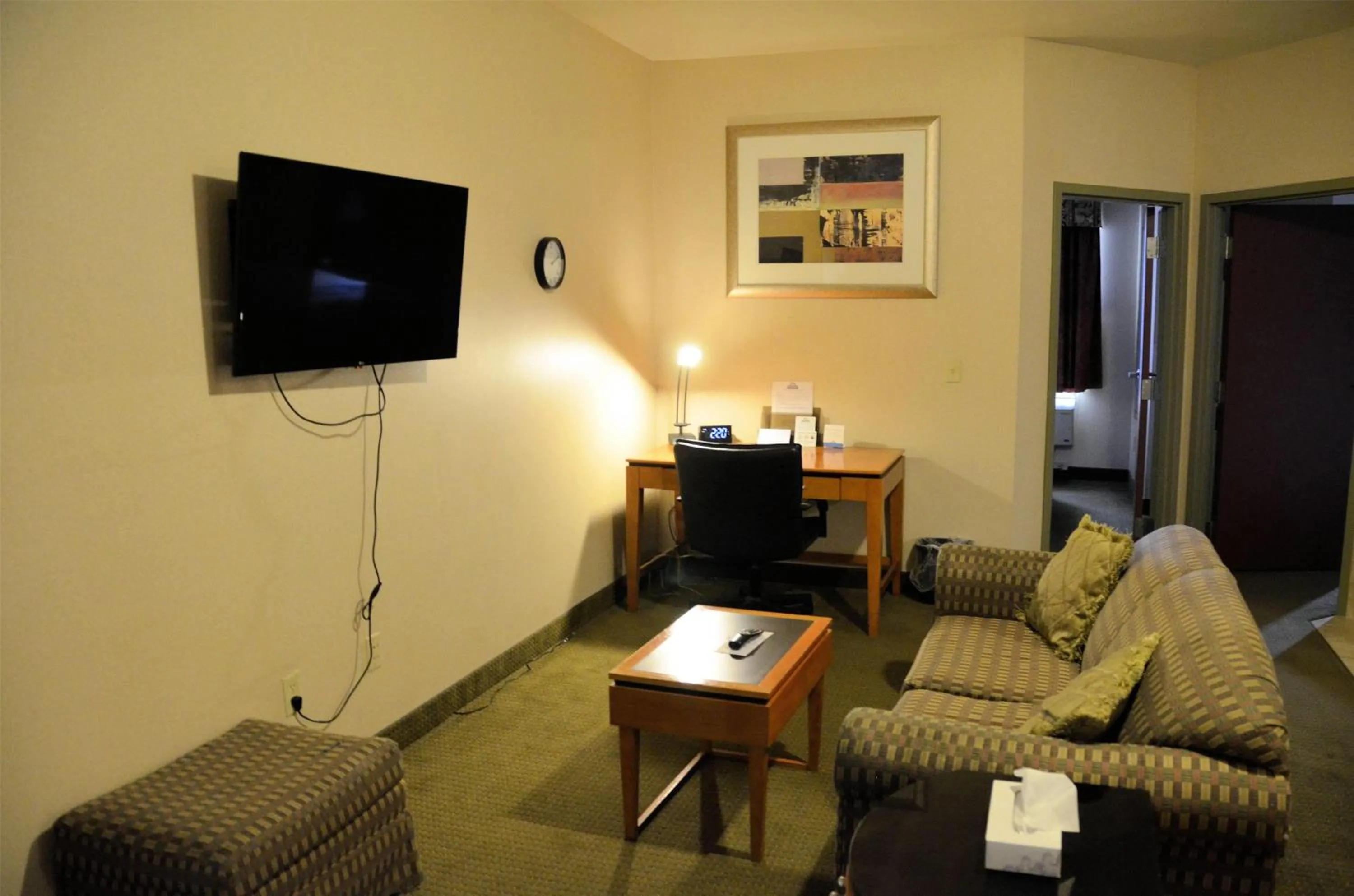 Photo of the whole room in Days Inn by Wyndham Luray Shenandoah