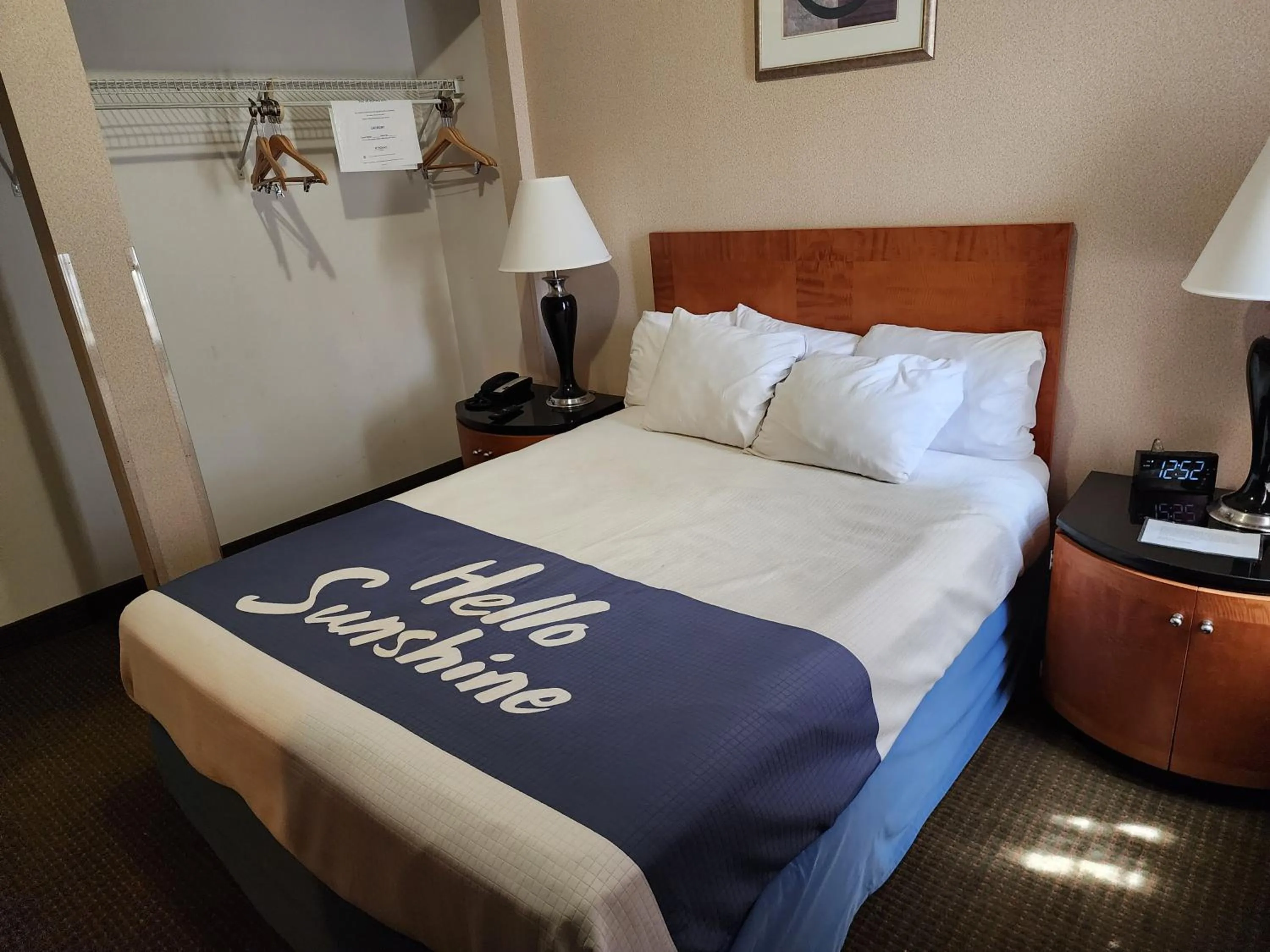 Bed in Days Inn by Wyndham Luray Shenandoah