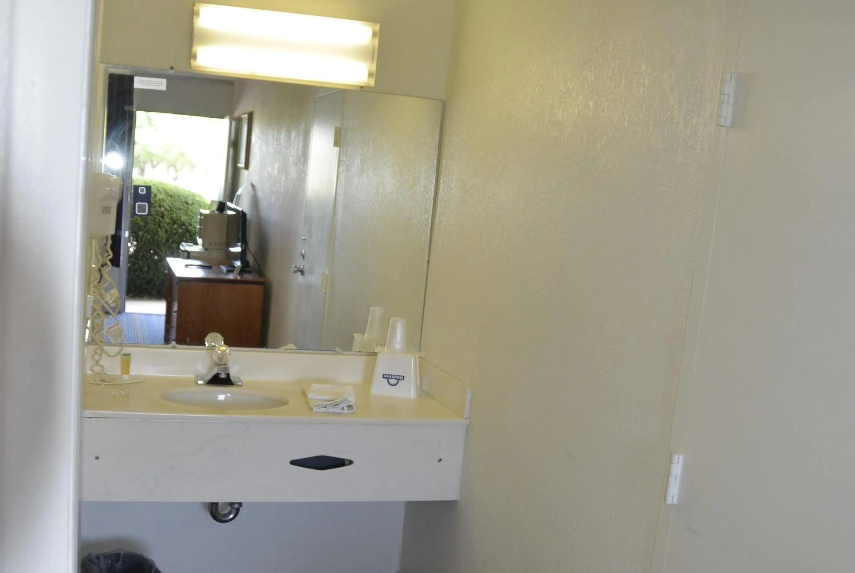 Bathroom in Days Inn by Wyndham Luray Shenandoah