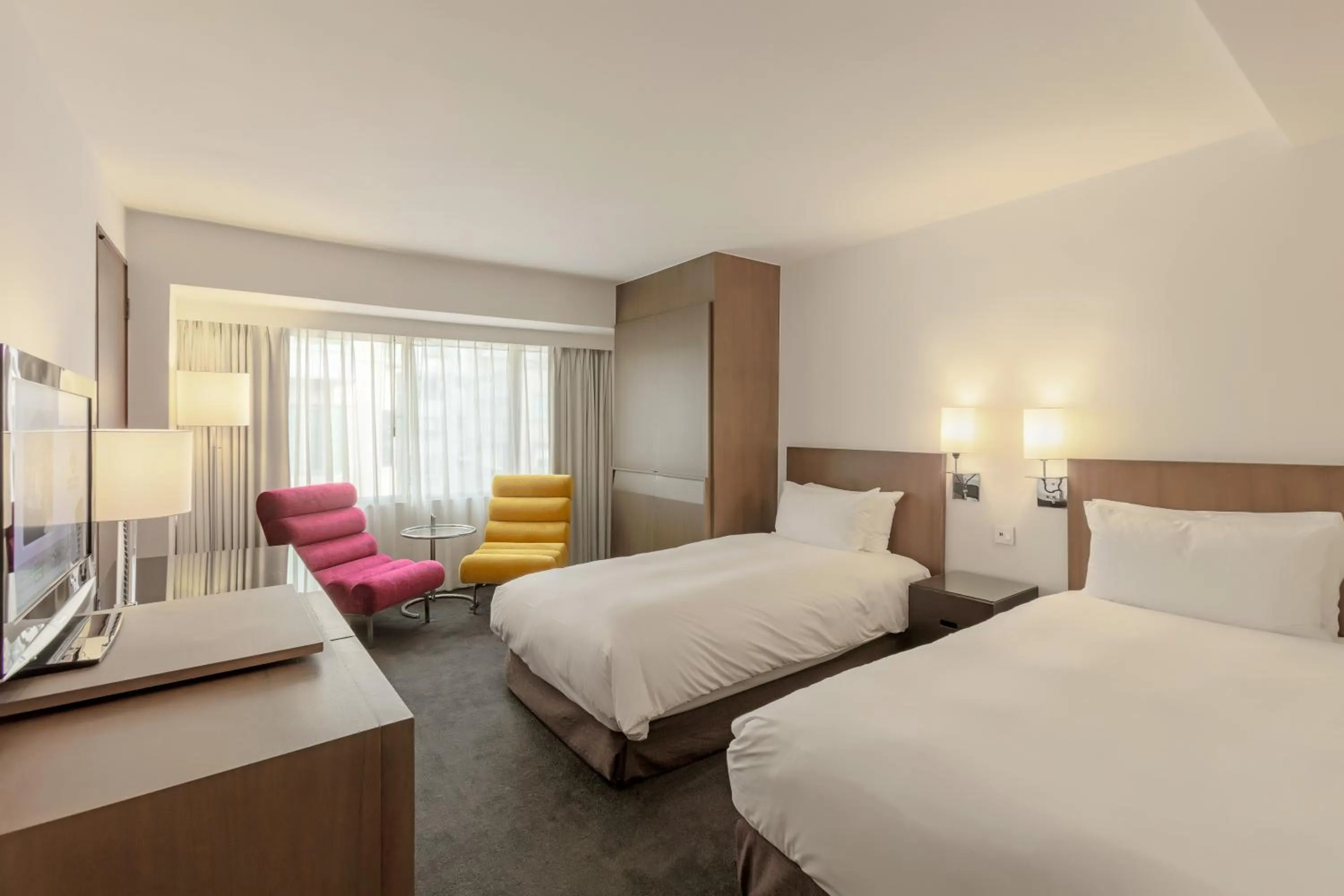 Photo of the whole room, Bed in United Hotel