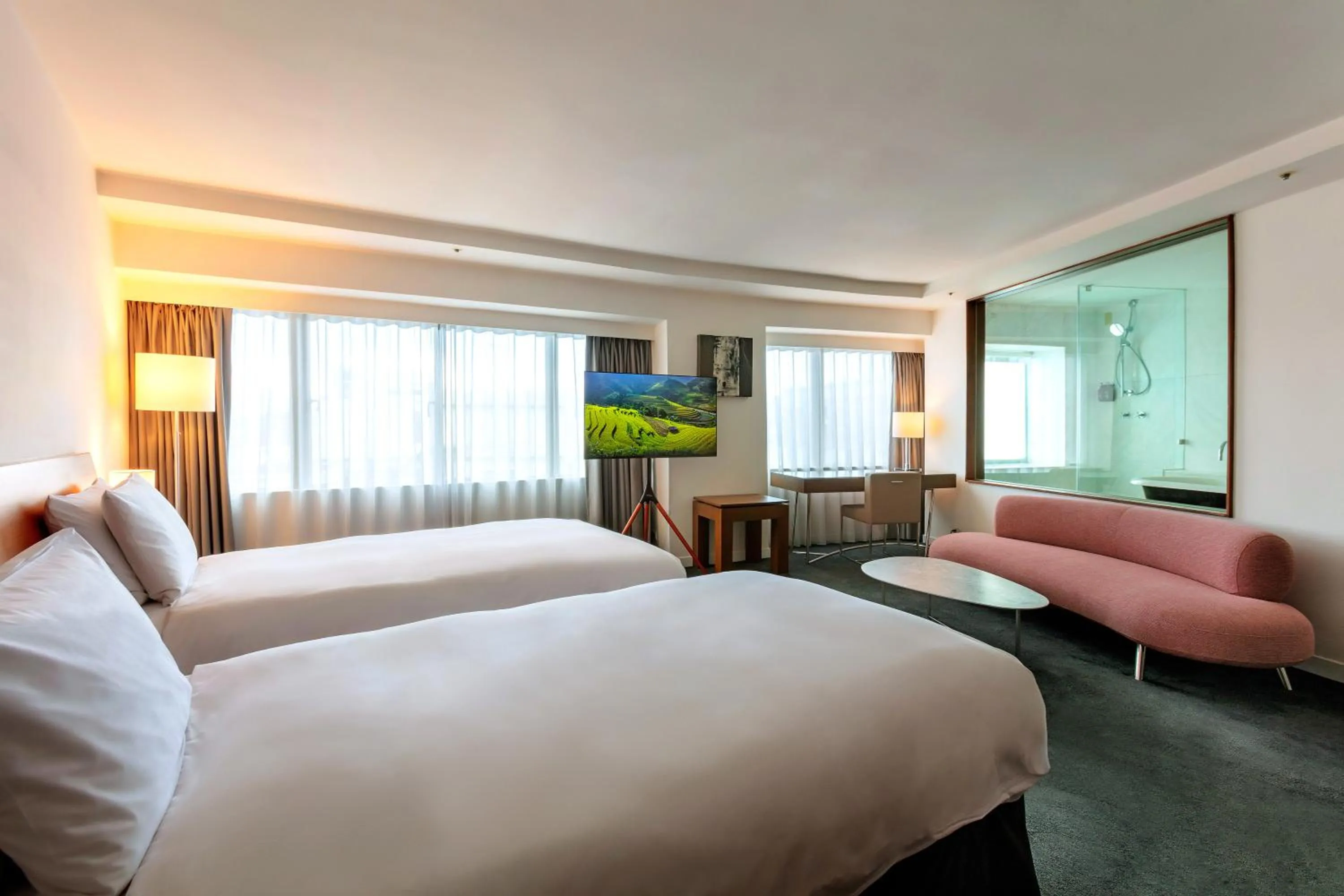 Photo of the whole room, Bed in United Hotel