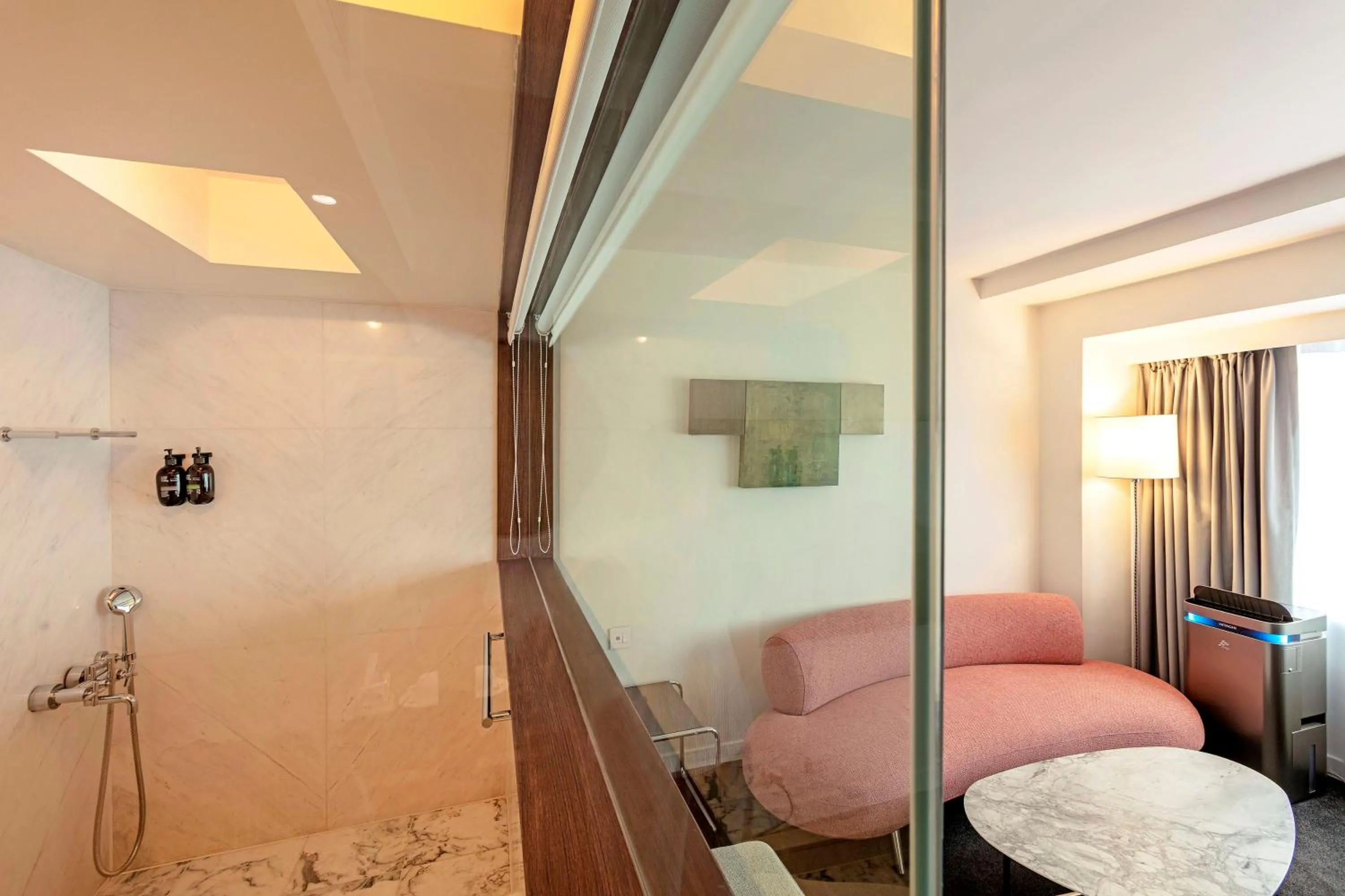 Bathroom in United Hotel