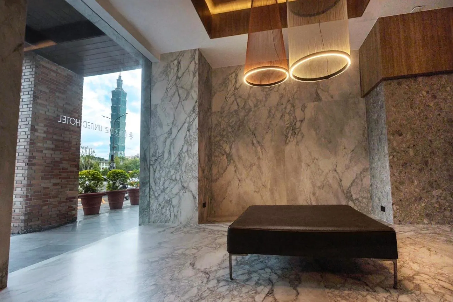 Living room in United Hotel