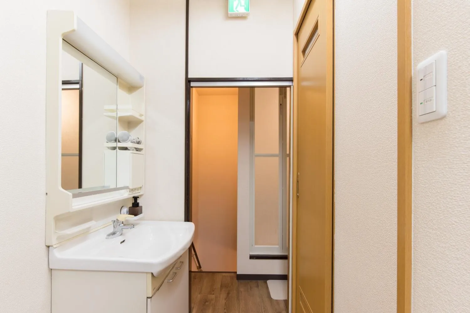 Bathroom in fleur Matsuyamachi -vacation rental-