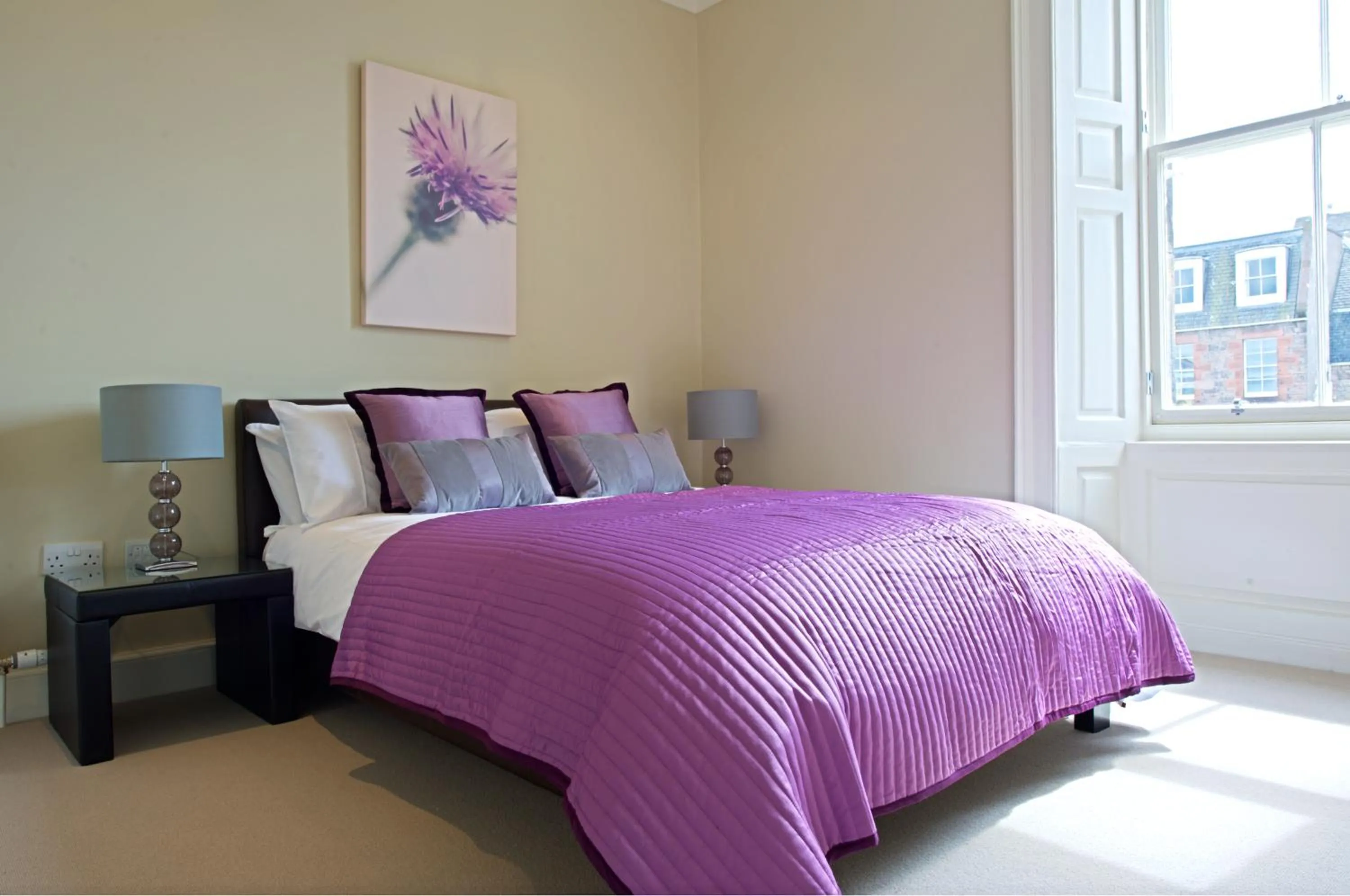 Bedroom, Bed in Destiny Scotland - Q-Residence
