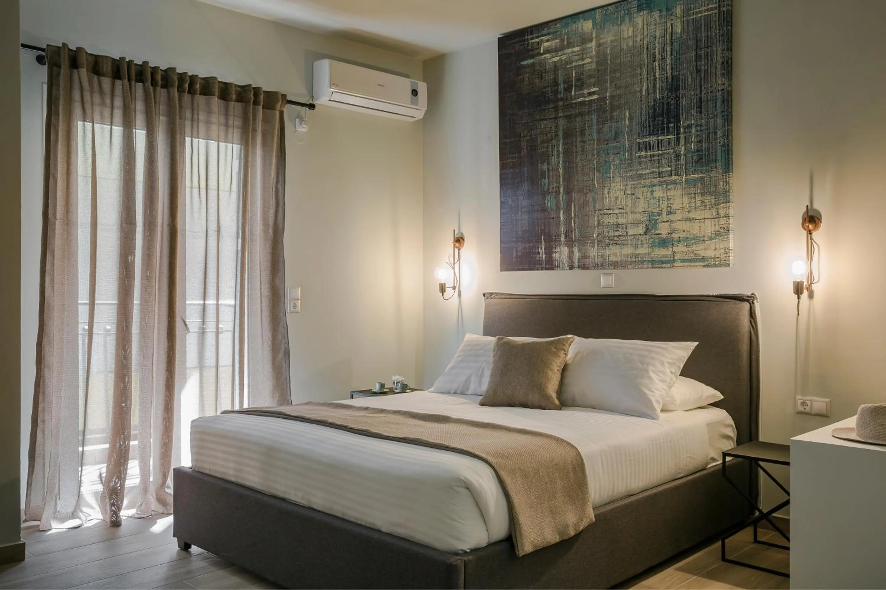 Bed in Socrates Apartments