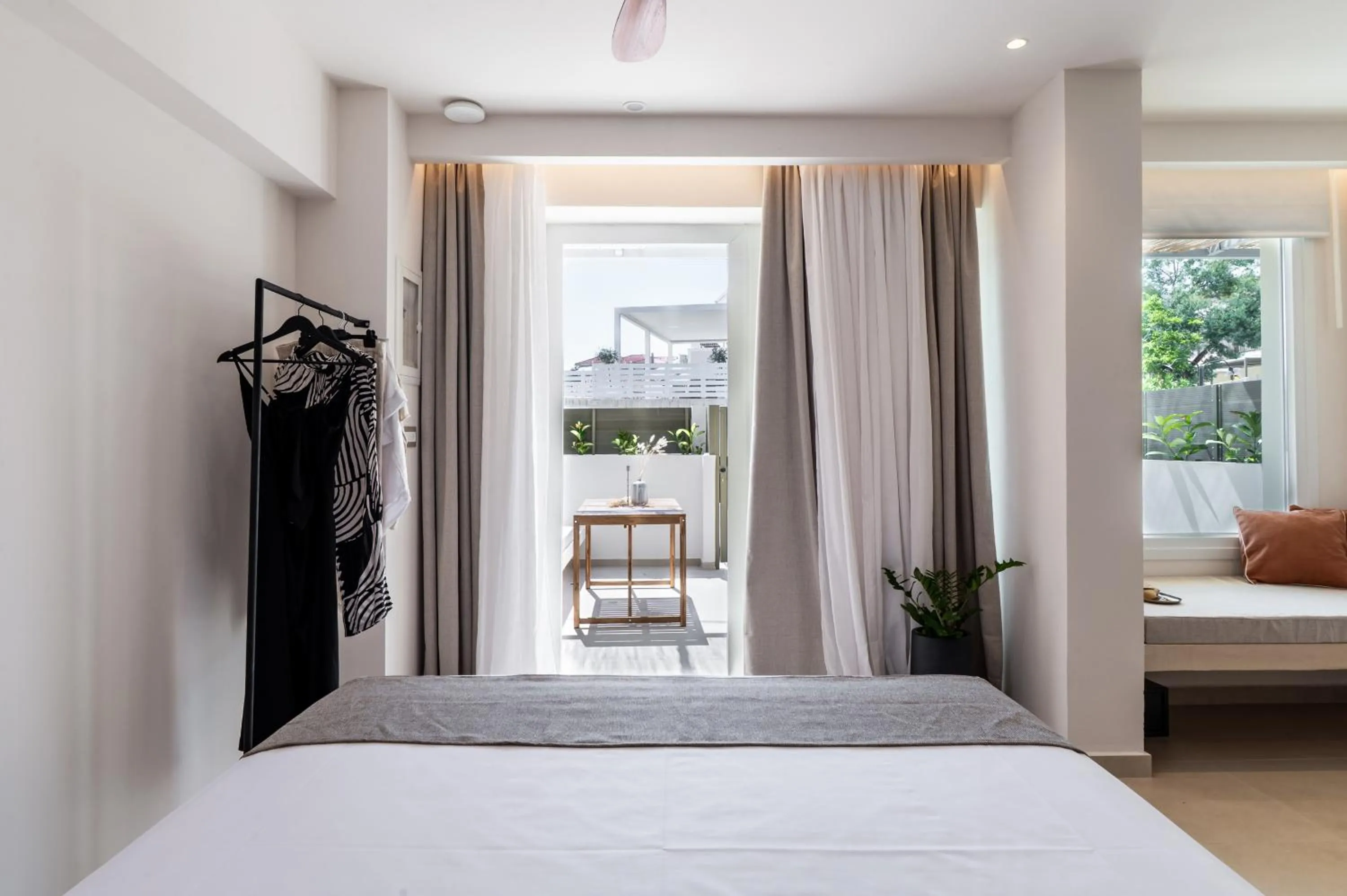 Bed in Socrates Apartments