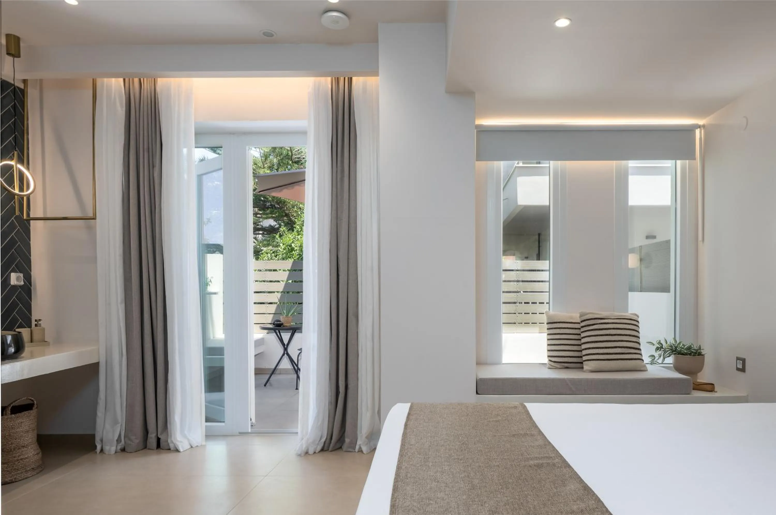 Bed in Socrates Apartments