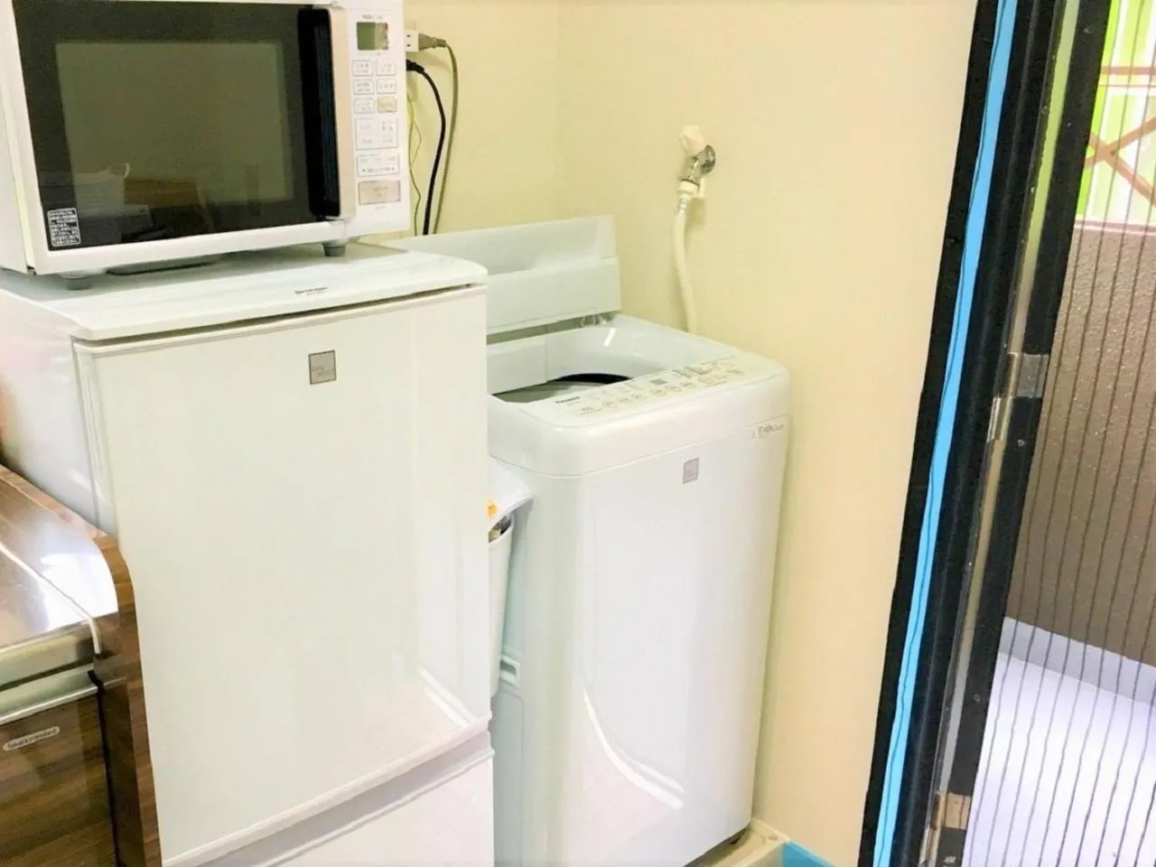 Photo of the whole room in Yenn's Marina Inn Zamami Condominium