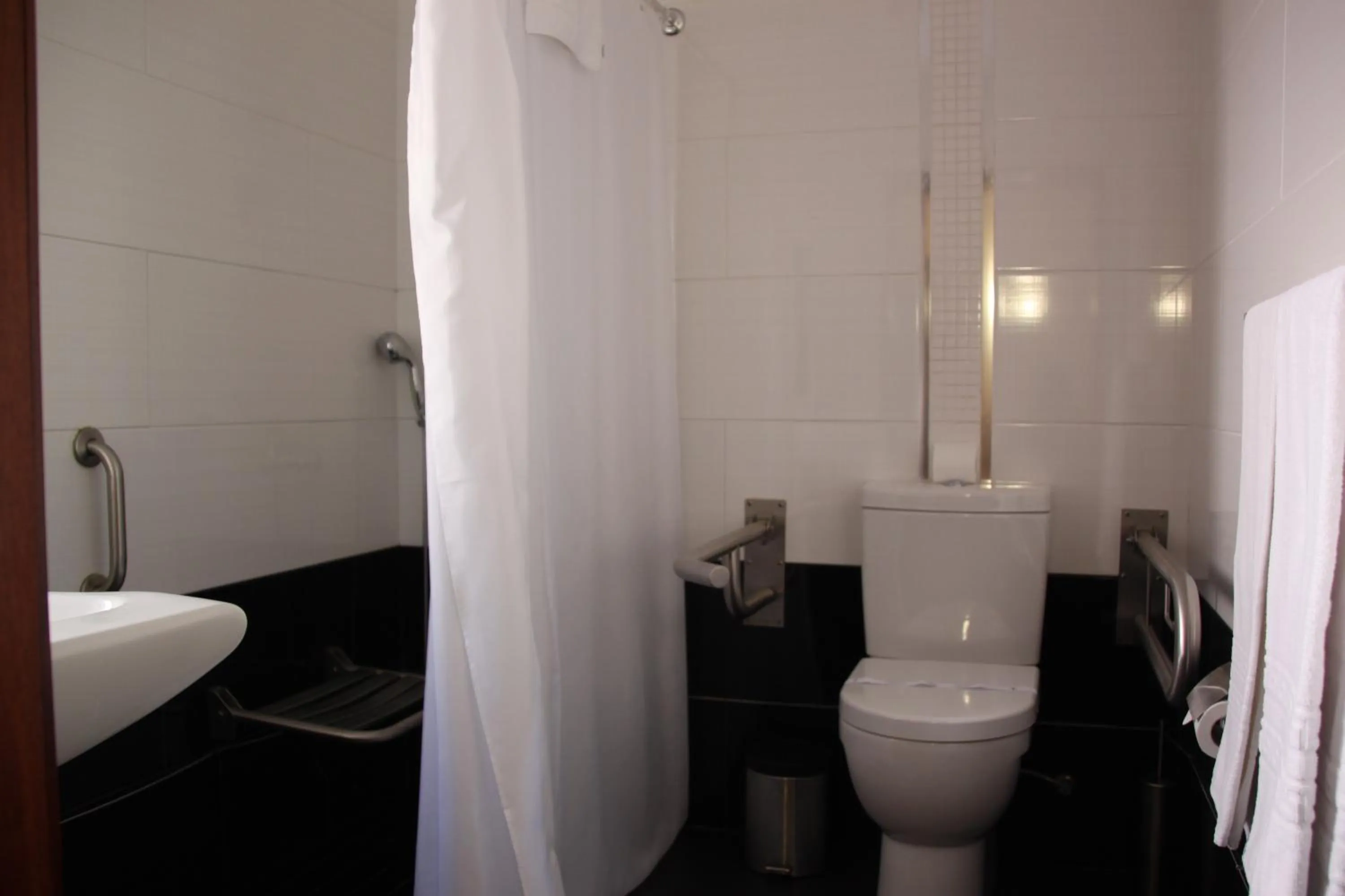 Bathroom in Hotel Quasar