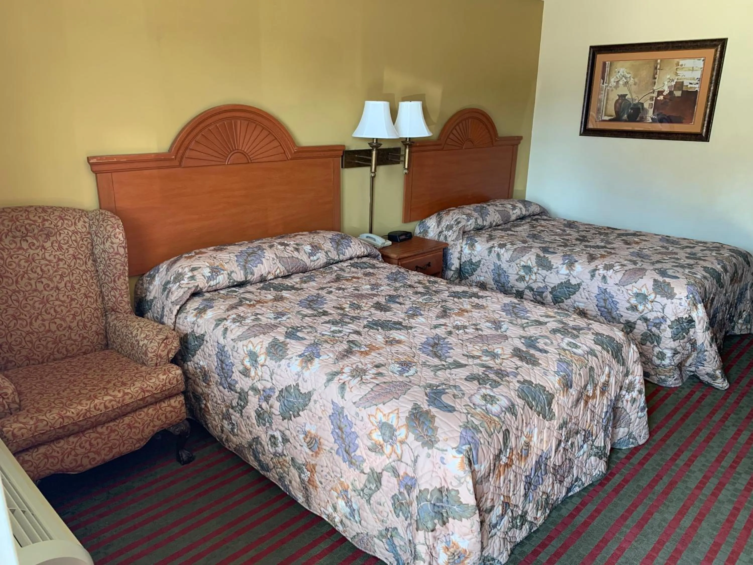 Bed in Western Motel - Jesup
