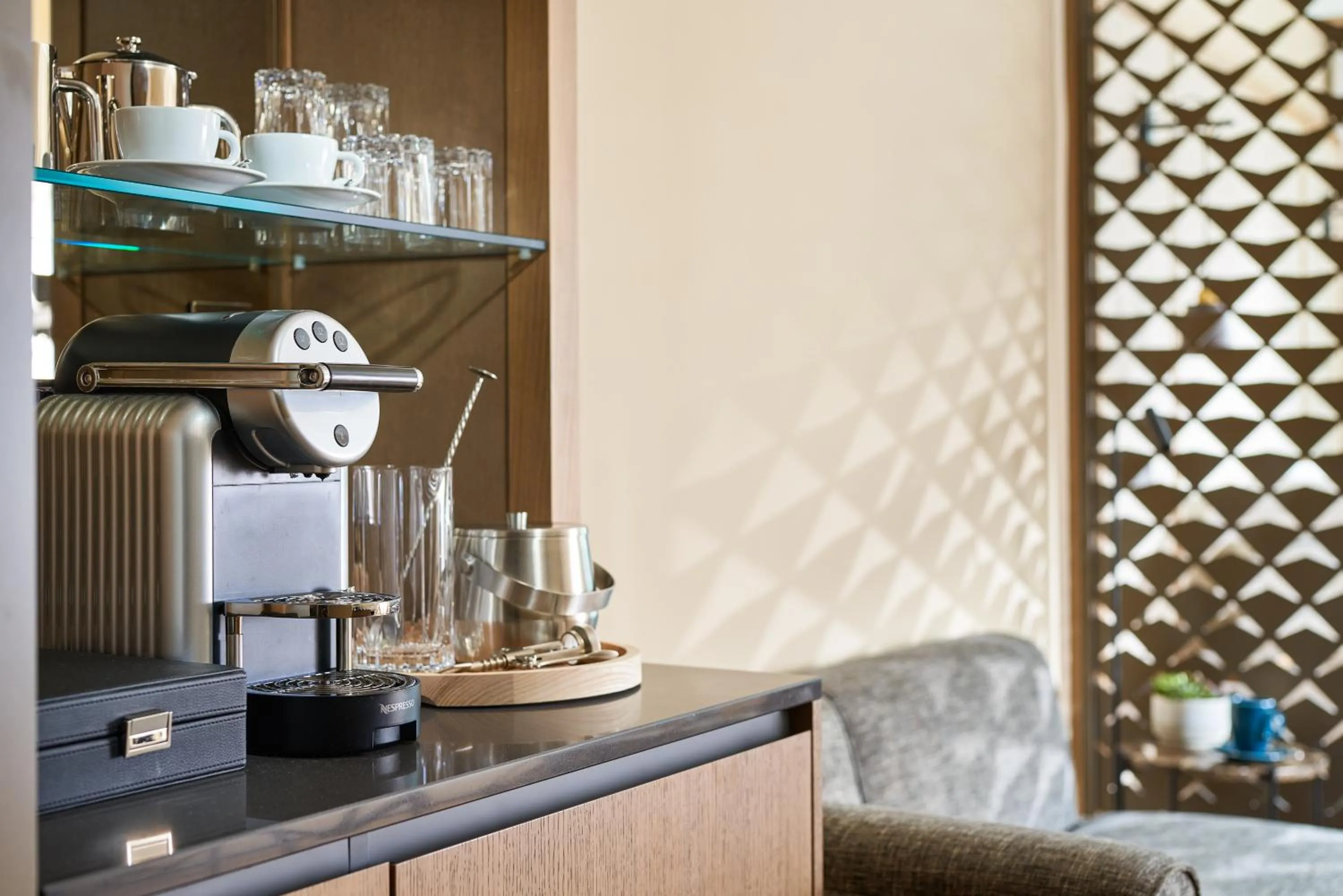 Coffee/tea facilities in Herbert Park Hotel and Park Residence