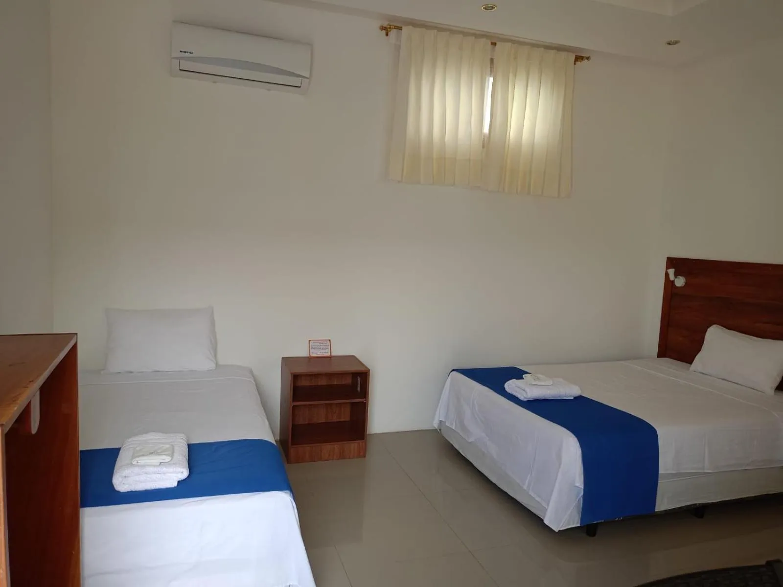 Bedroom, Bed in Galápagos Isabela Hotel Loja