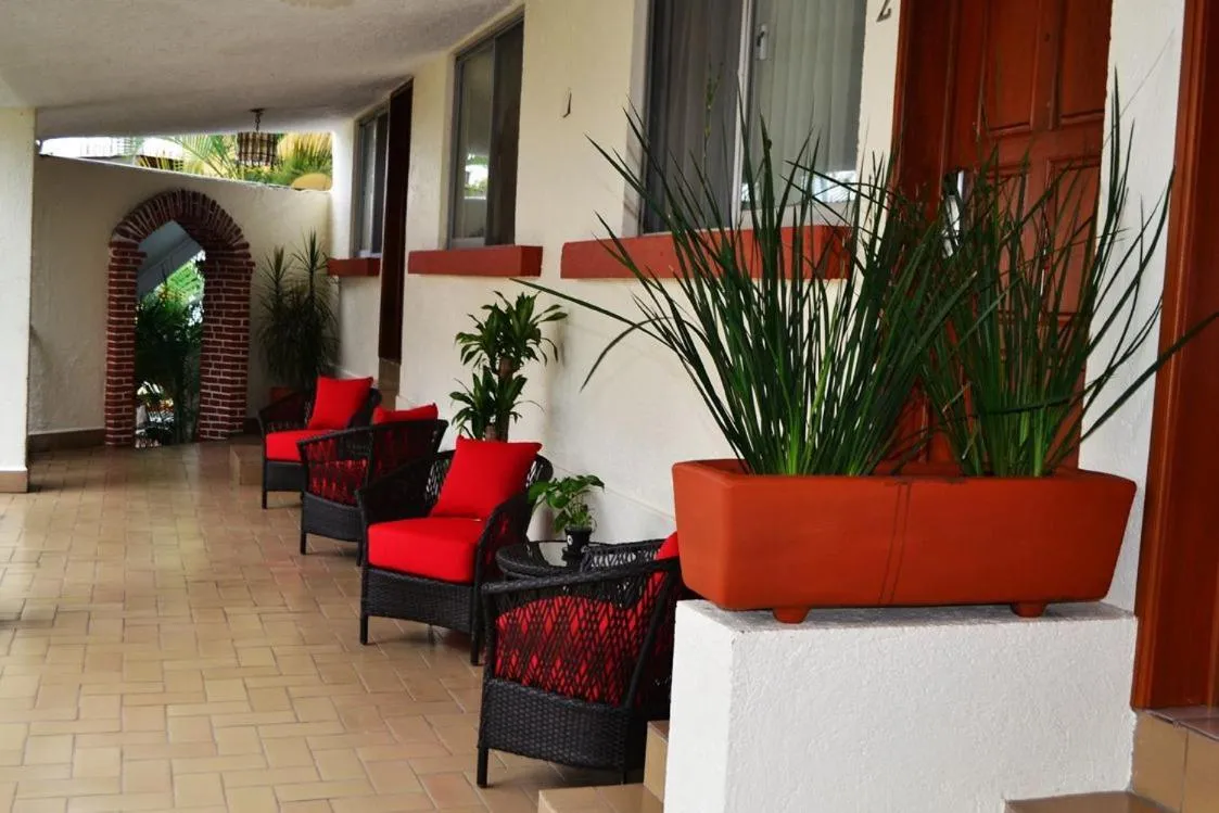 Living room in Hotel Rinconada de Cortes