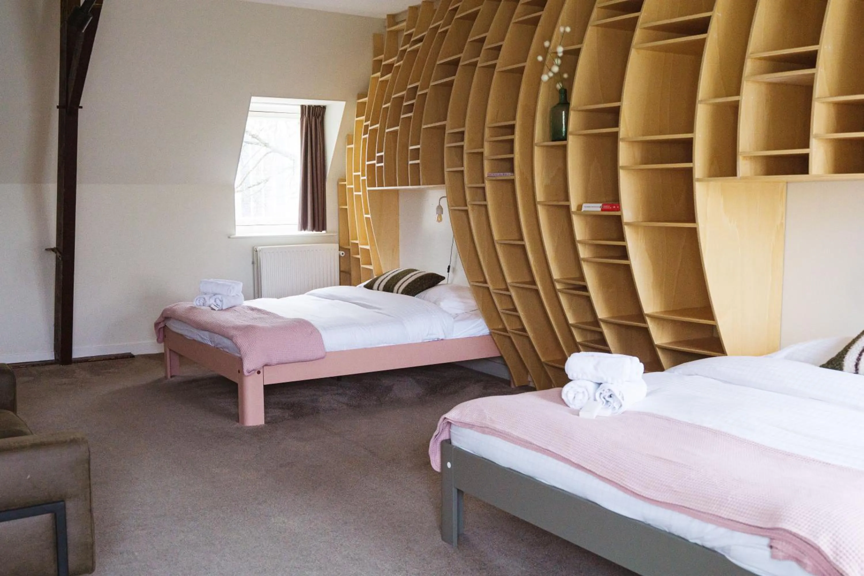 Bed in Bird Deventer