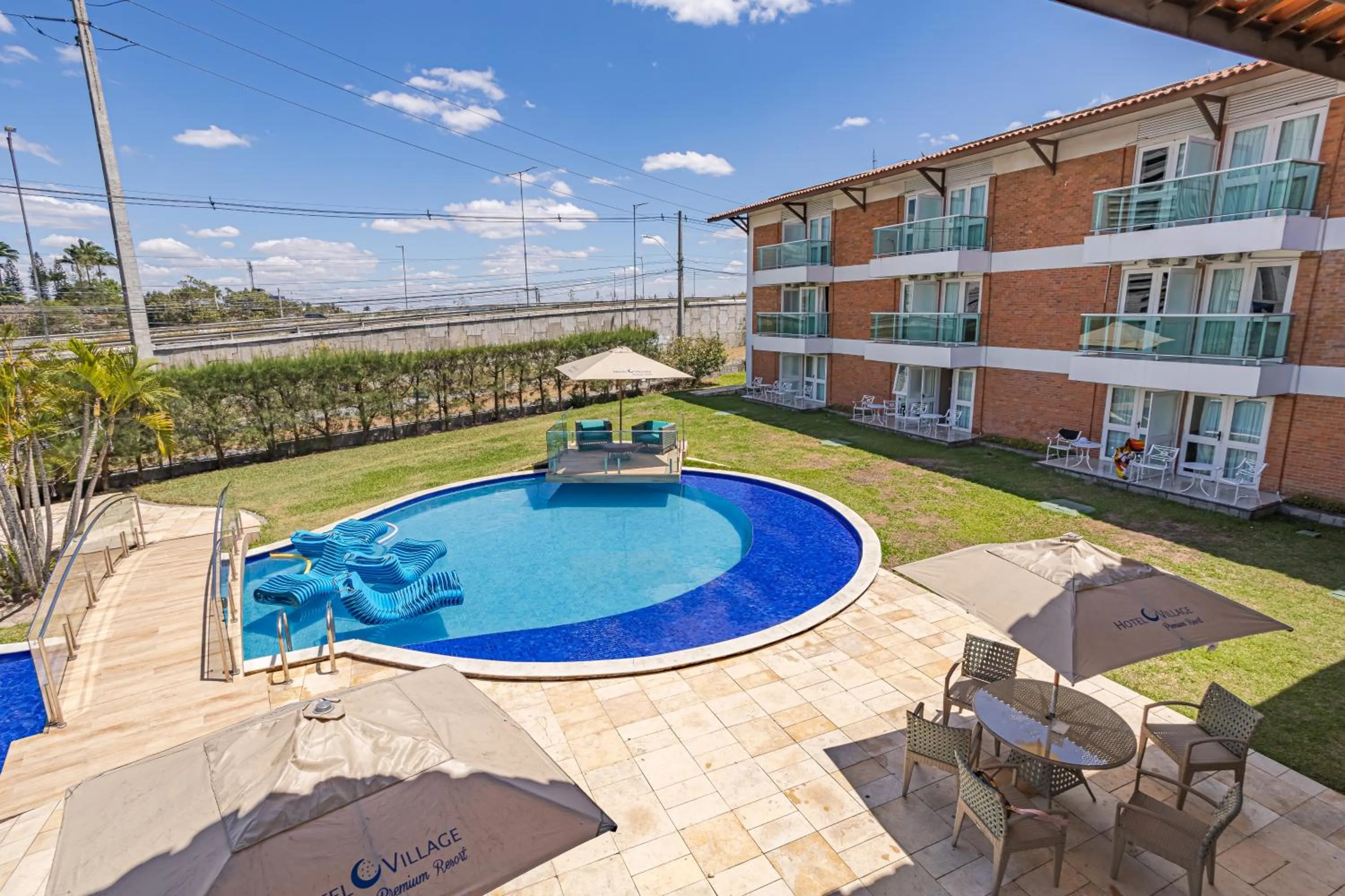 Pool view in Hotel Village Premium Campina Grande