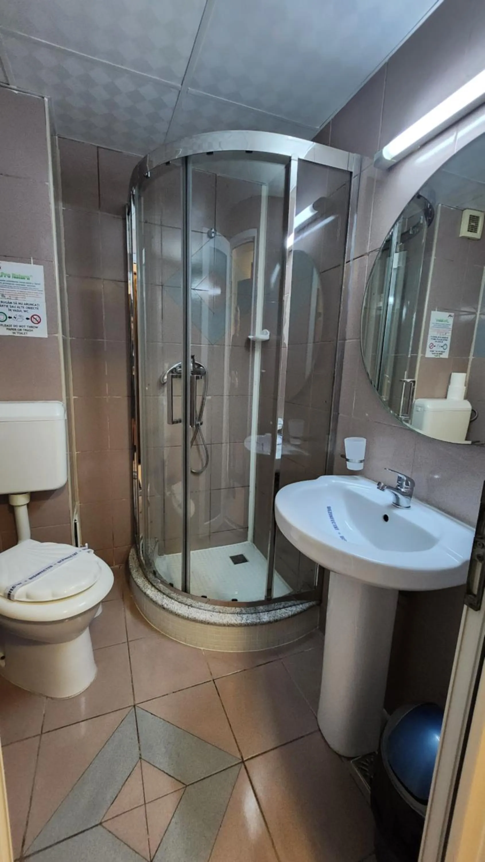 Shower in Arion Hotel