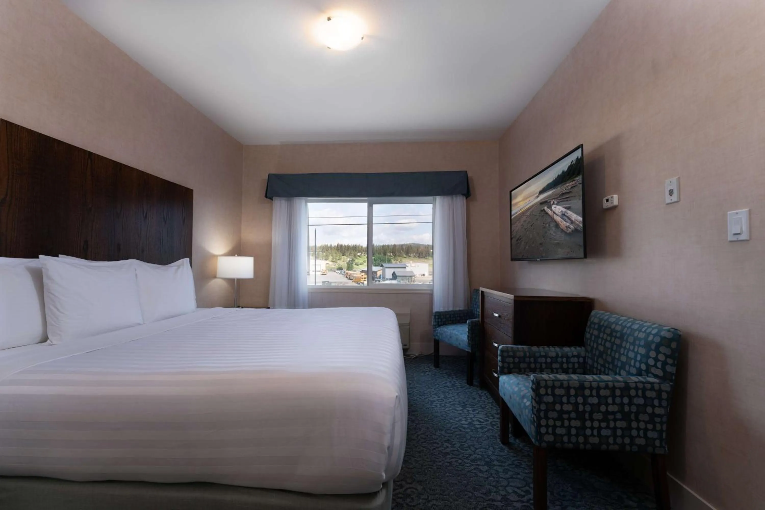 Photo of the whole room, Bed in Prestige Cranbrook Hotel, BW Premier Collection