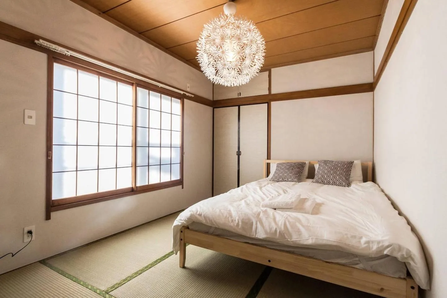 Bed in Ikebukuro Yamase Building #GR1