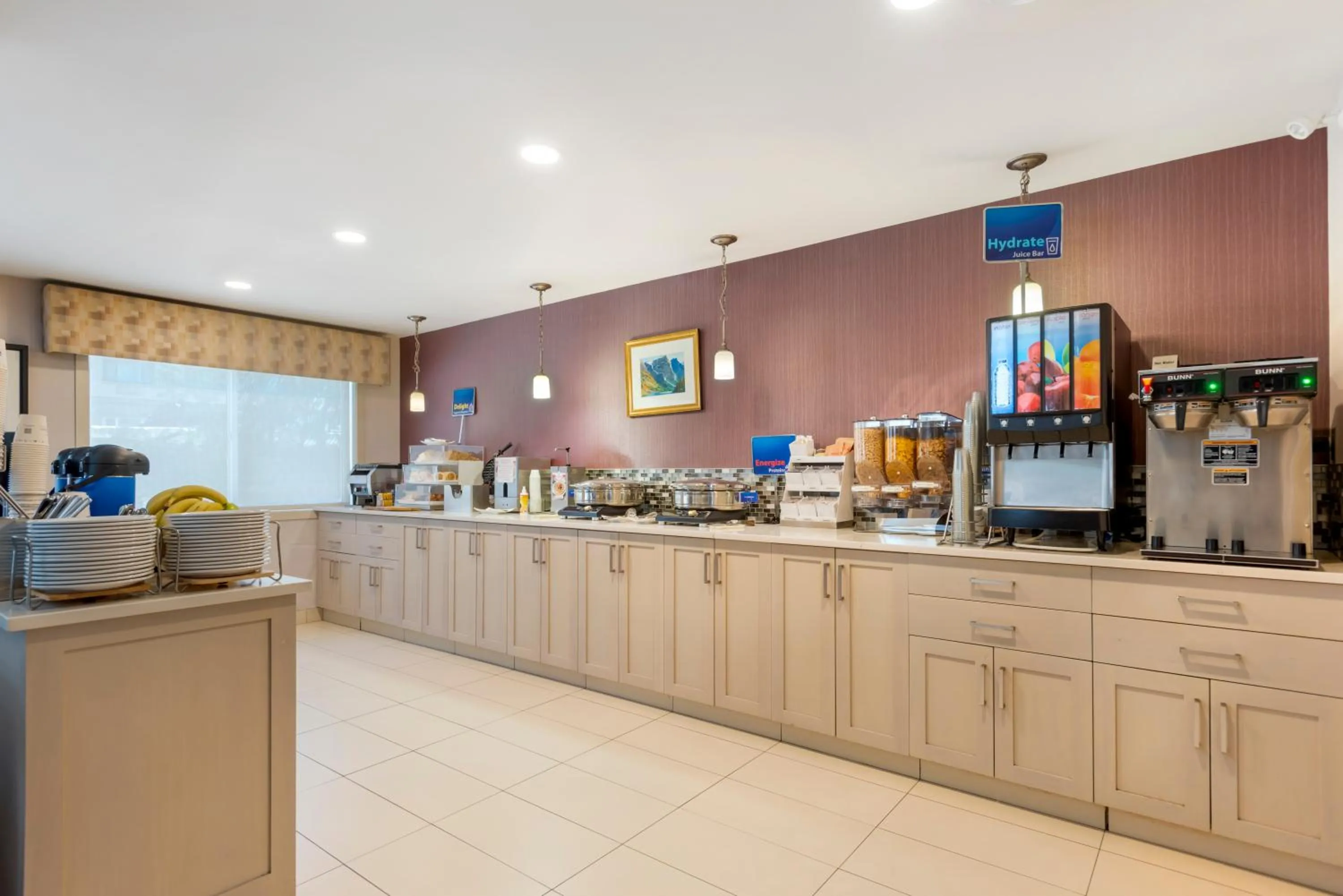 Breakfast in Best Western Mountainview Inn