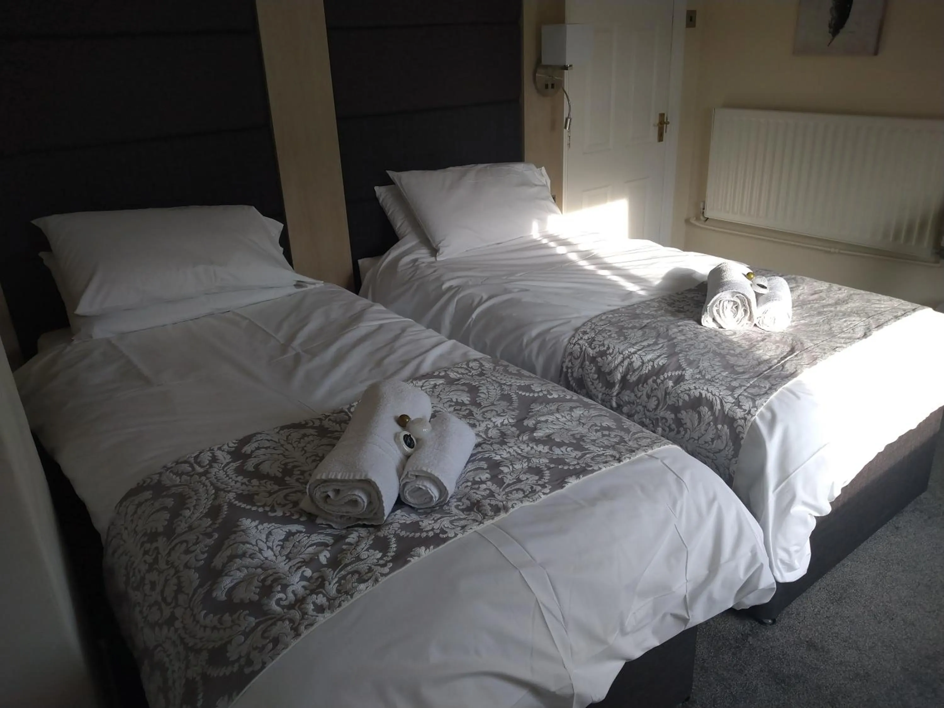 Bed in The Wellington Hotel