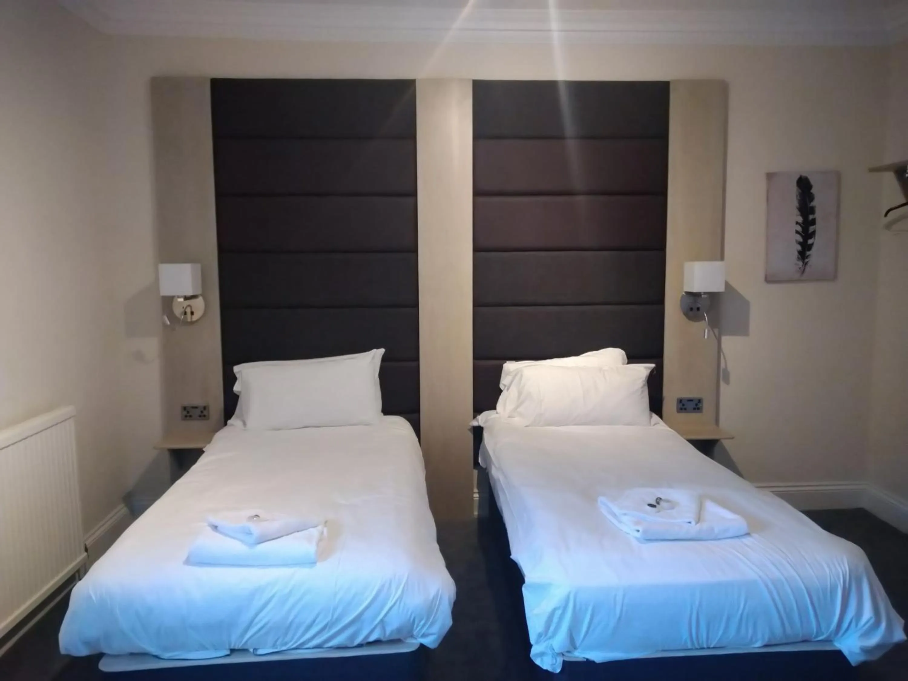 Bed in The Wellington Hotel