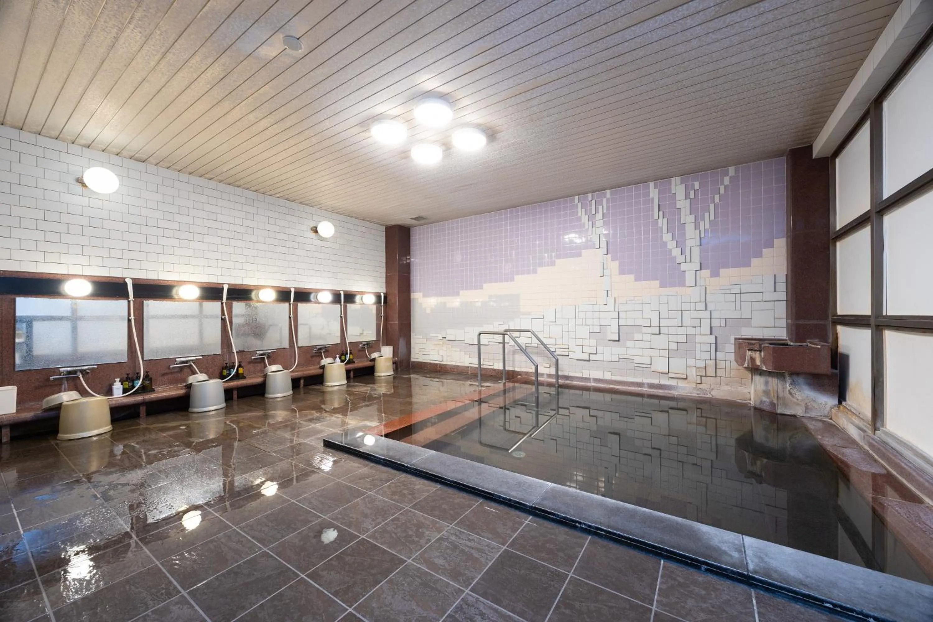 Hot Spring Bath in Hotel Kanronomori